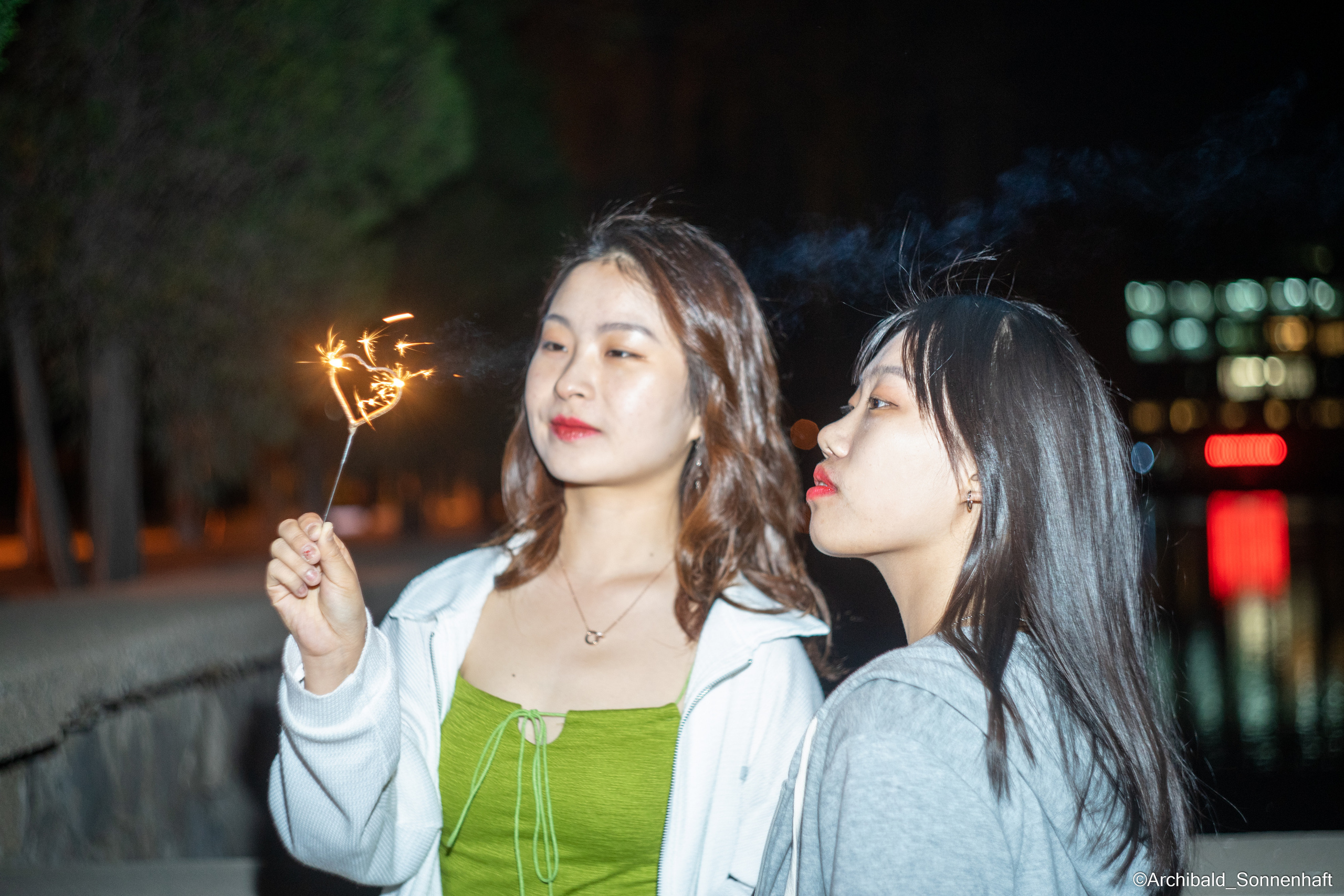 Underground photographers. Photographer in Guangzhou, China. Archibald Sonnenhaft