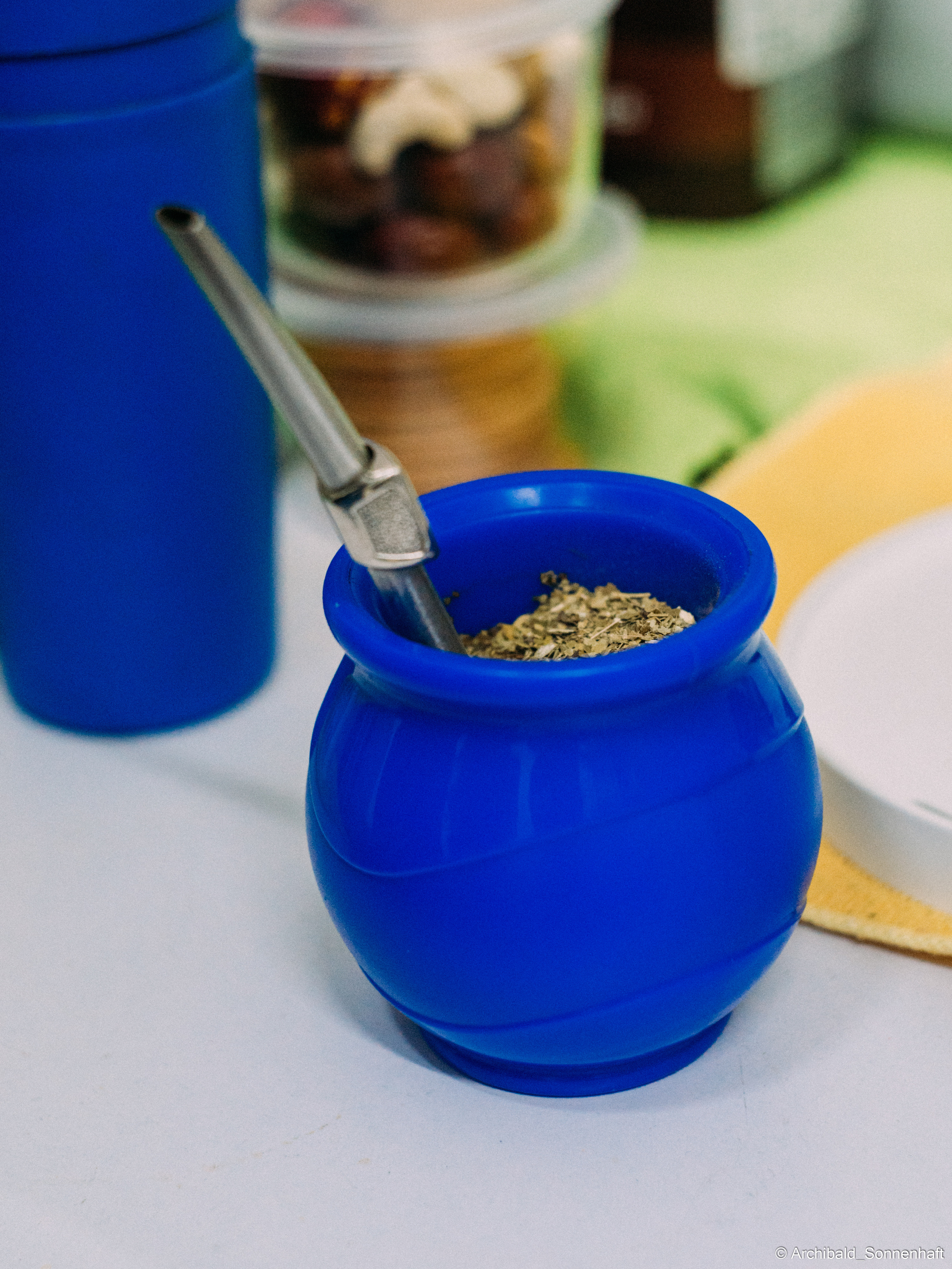 Argentine mate with our Argentine friend. Photographer in Guangzhou, China. Archibald Sonnenhaft