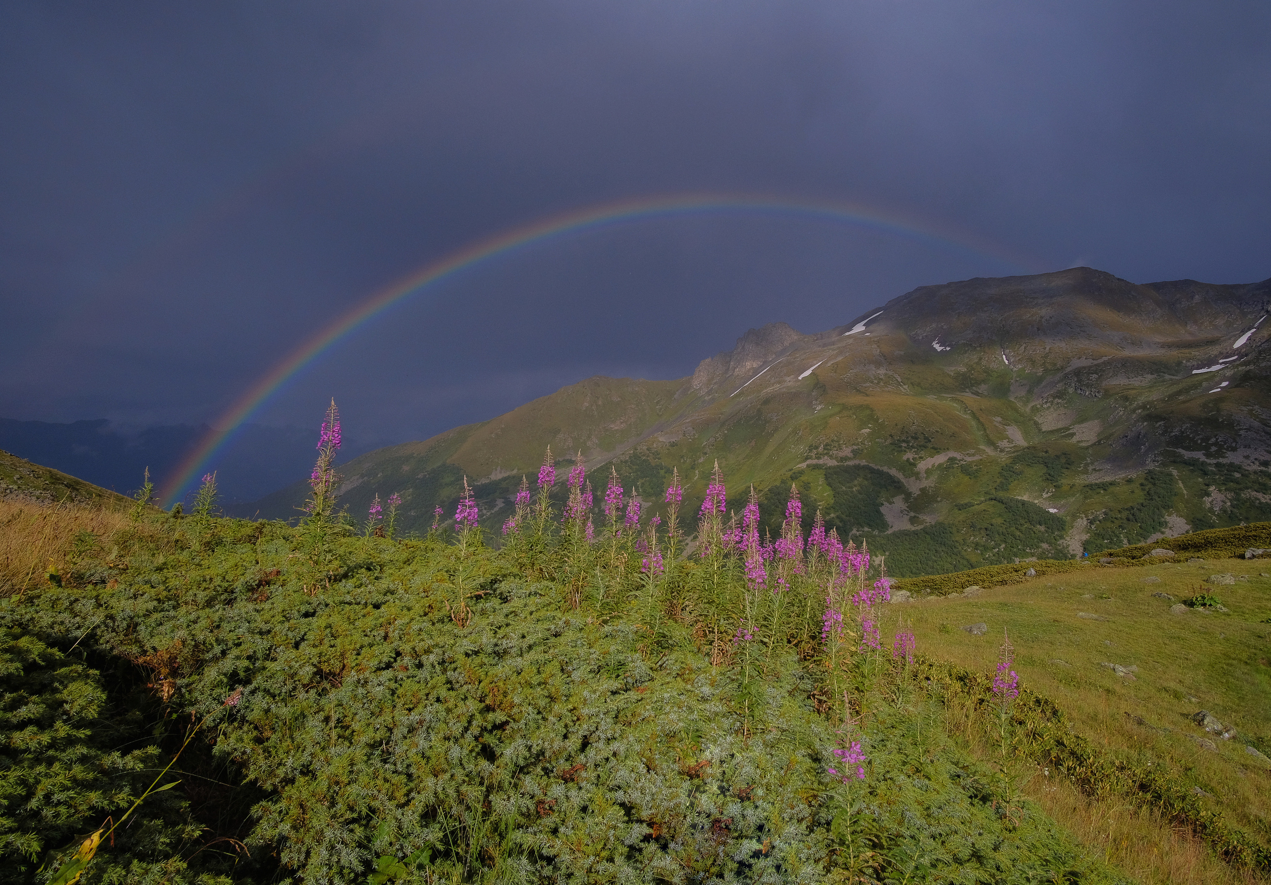 Радуга над долиной Большой Дукки