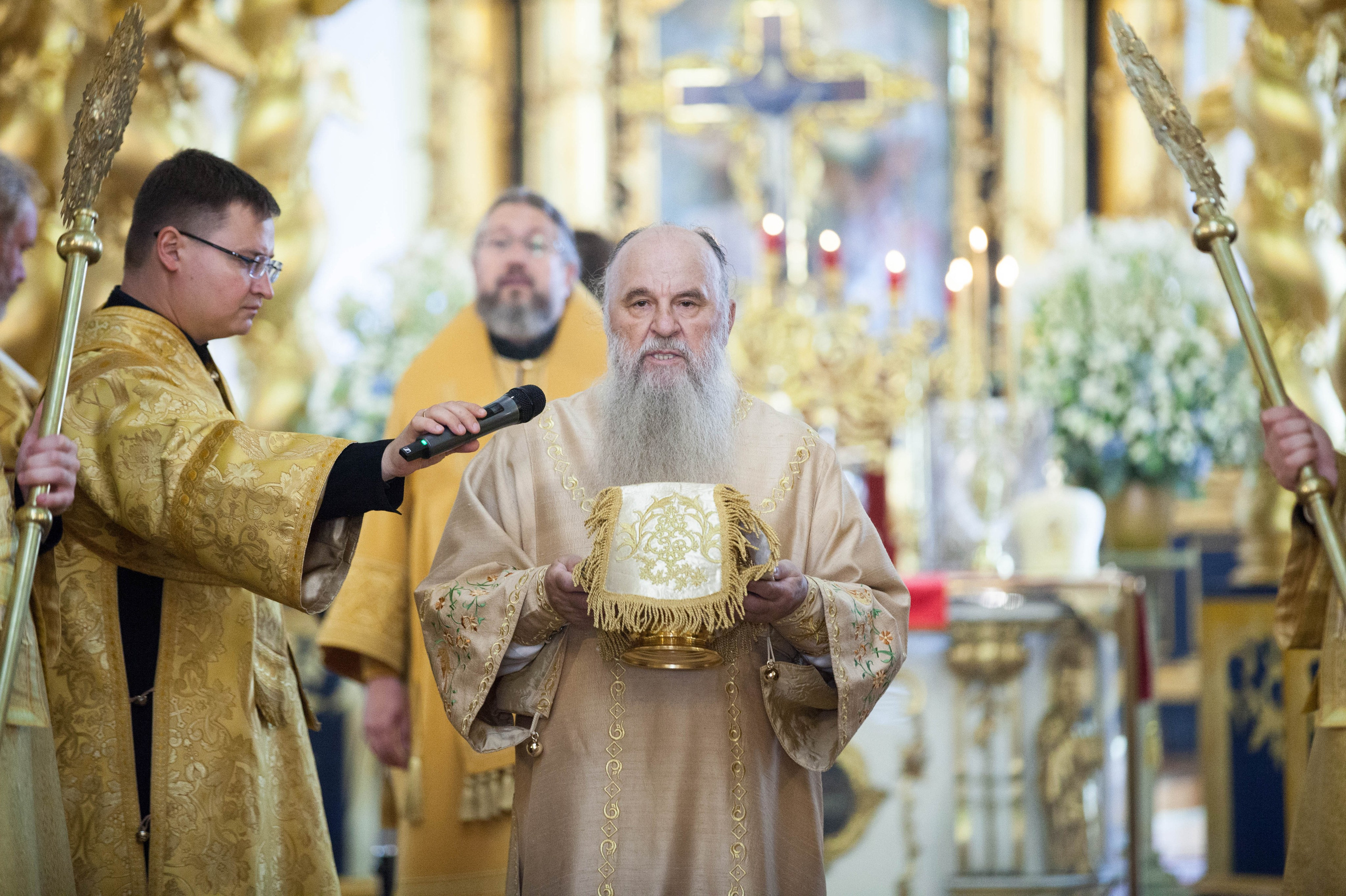 МИТРОПОЛИТ ВАРСОНОФИЙ СОВЕРШИЛ БОЖЕСТВЕННУЮ ЛИТУРГИЮ В НИКОЛО-БОГОЯВЛЕНСКОМ СОБОРЕ. НИКОЛО-БОГОЯВЛЕНСКИЙ МОРСКОЙ СОБОР