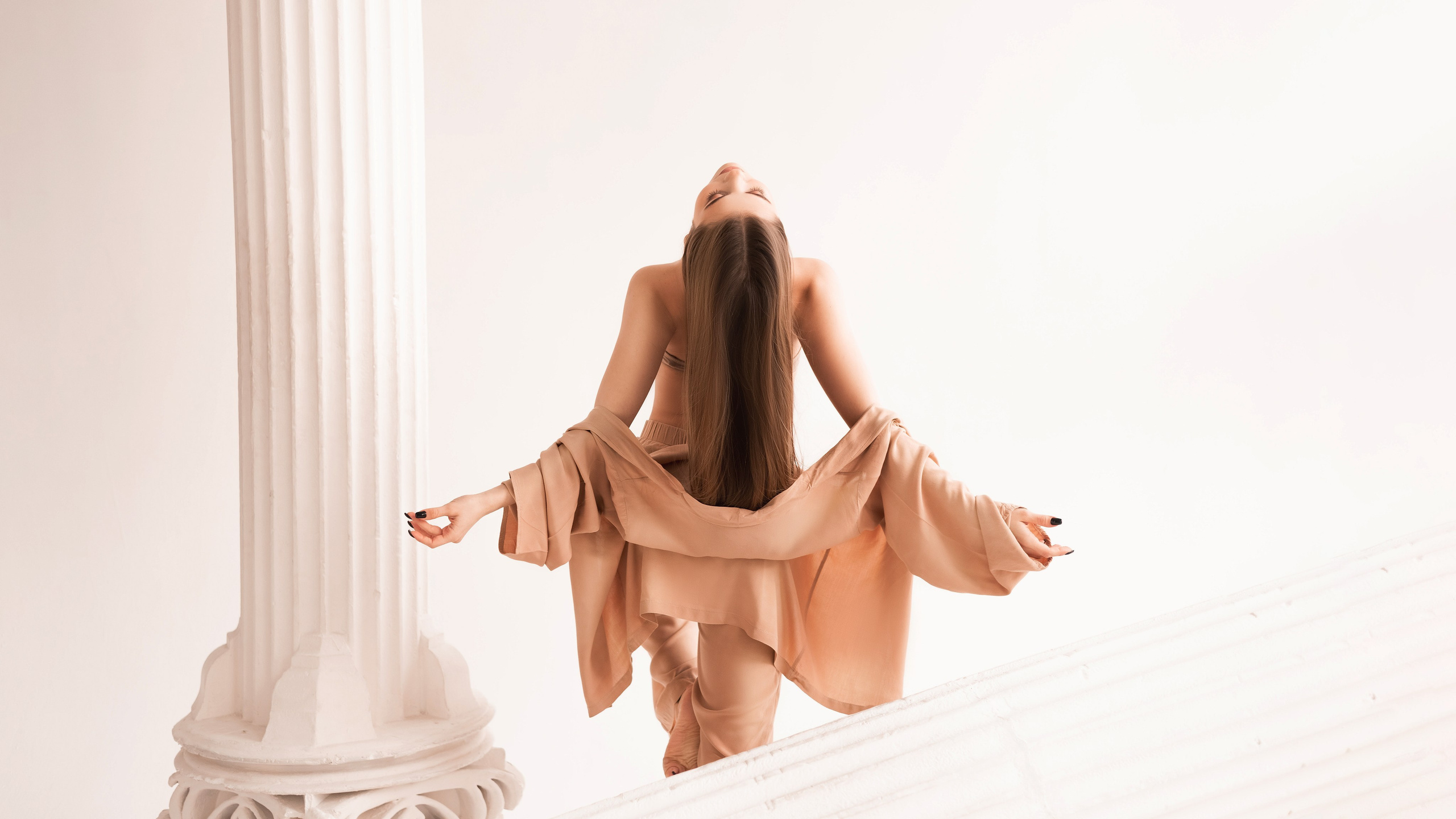 Портфолио — Женский портрет — фотограф Анастасия Инвиш. Эротическая фотосессия в стилю ню в Москве — заказать ню фотосессию от 19 800 руб!