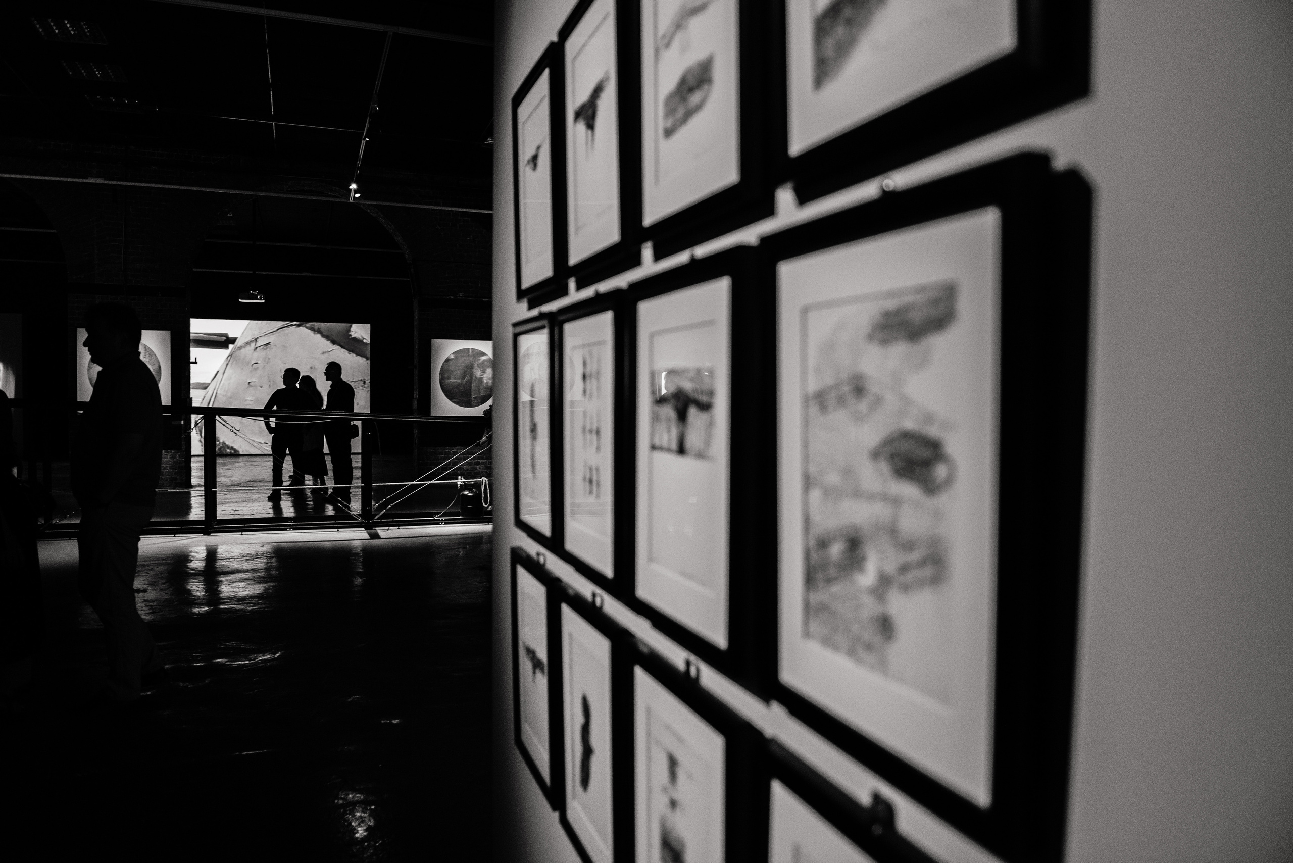 Открытие выставки Александра Пономарева «Без берегов» в Музее Москвы в год 65-летия художника. Соорганизаторы выставки: Центр Искусства Свободных Стихий Александра Пономарева, «Аэроэлектромаш», Научно-производственный центр специальных материалов «Атлант», Крокин галерея, Архитектурная мастерская Алексея Козыря, Kerama Marazzi, Surface Lab, Бюро проектирования холода «Пифагор»