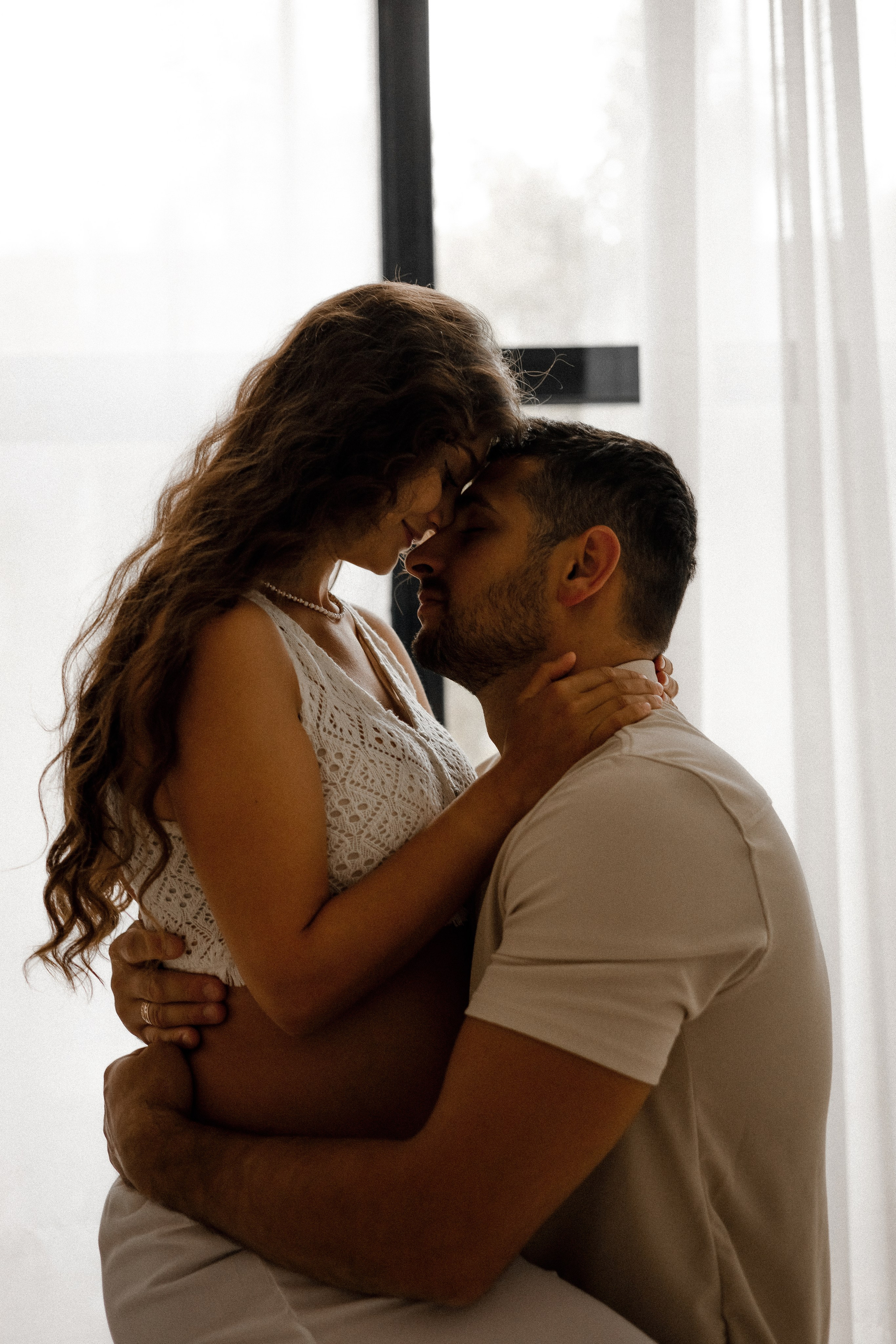 красивая фотосессия беременности в москве, фотосессия беременности в москве, фотосессия беременности с мужем в москве, фотосессия в светлой фотостудии в москве, топ фотограф беременности в москве, фотосессия беременности под ключ в москве, стильая фотосессия беременности в москве, нежная фотосессия беременности в москве, заказать фотосессию беременности в москве, ню фотосессия беременности в москве, фотосессия беременности на циклораме