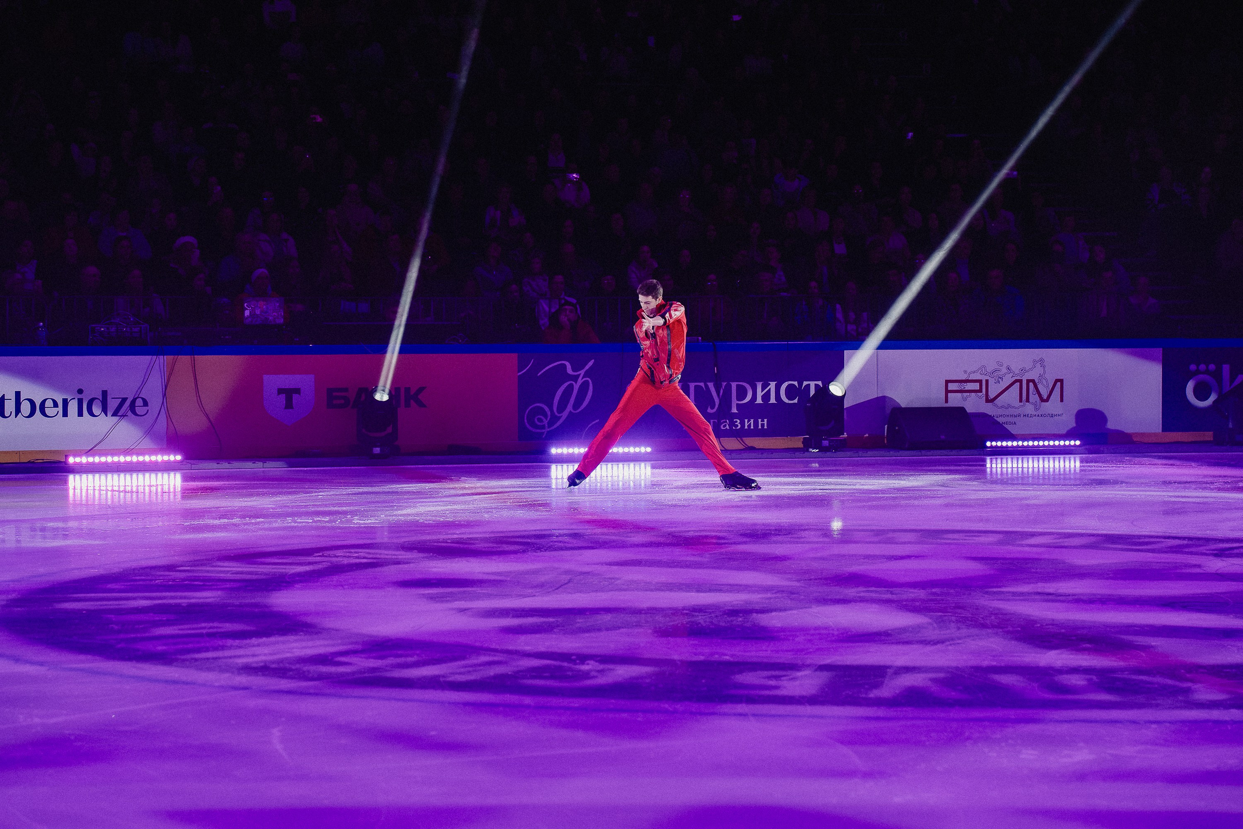 Шоу Этери Тутберидзе в Новосибирске. Воробьева Ксения — Спортивный и танцевальный фотограф Новосибирск