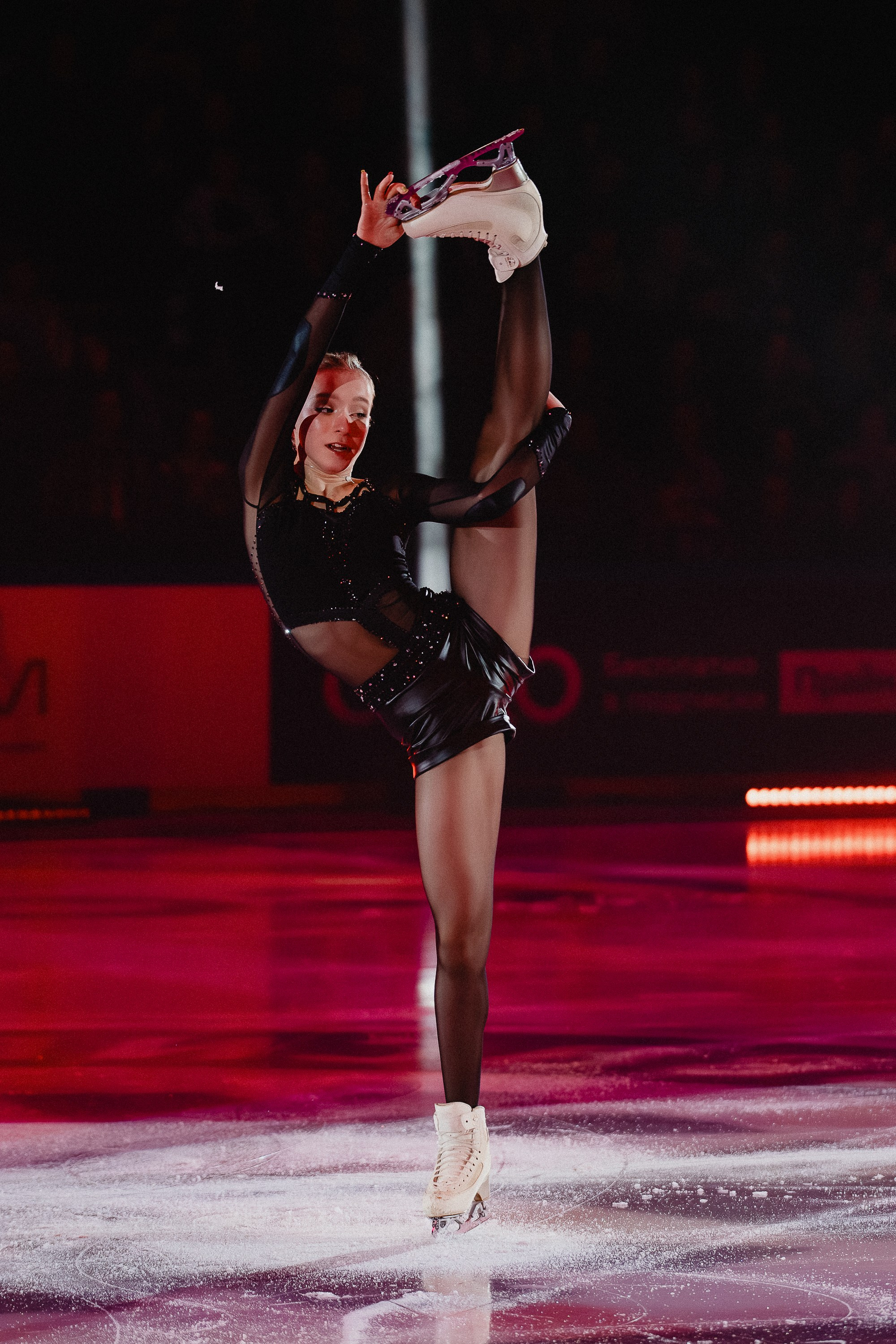 Шоу Этери Тутберидзе в Новосибирске. Воробьева Ксения — Спортивный и танцевальный фотограф Новосибирск