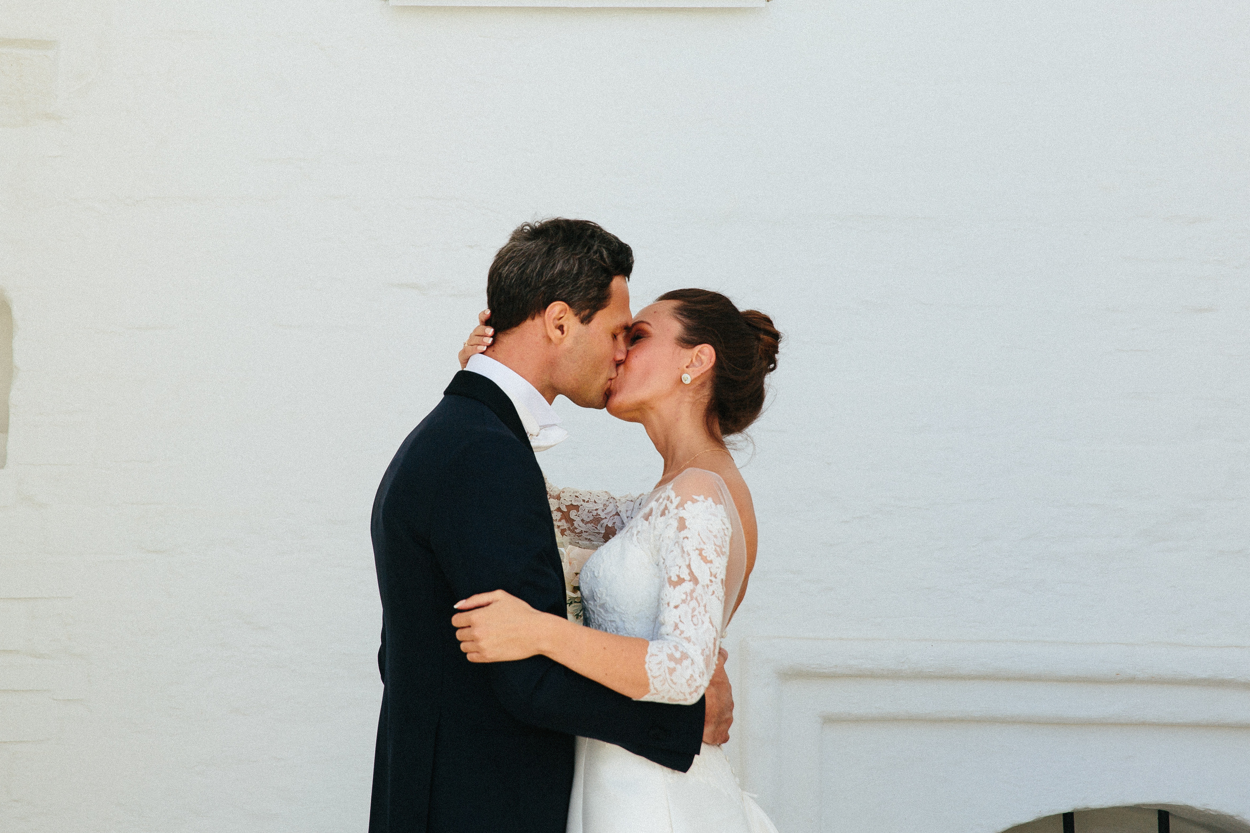 Злата и Сергей. Классическая свадьба для двоих в мае без предрассудков. Александр Чернин. Семейный и событийный фотограф