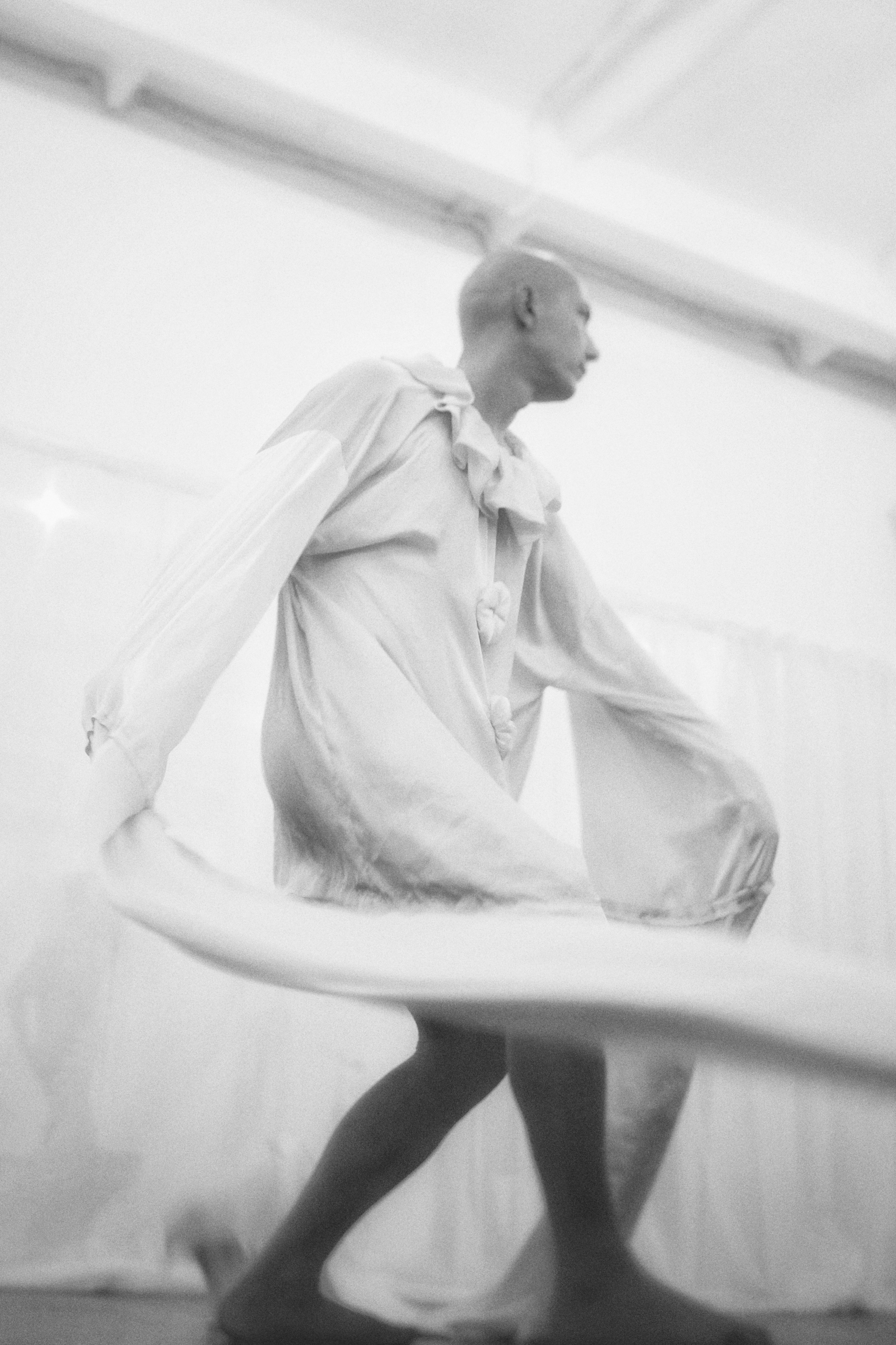 Pavel Alekhin, Clown-mime / Saint-Petersburg 2024. POLINA MÔMOT