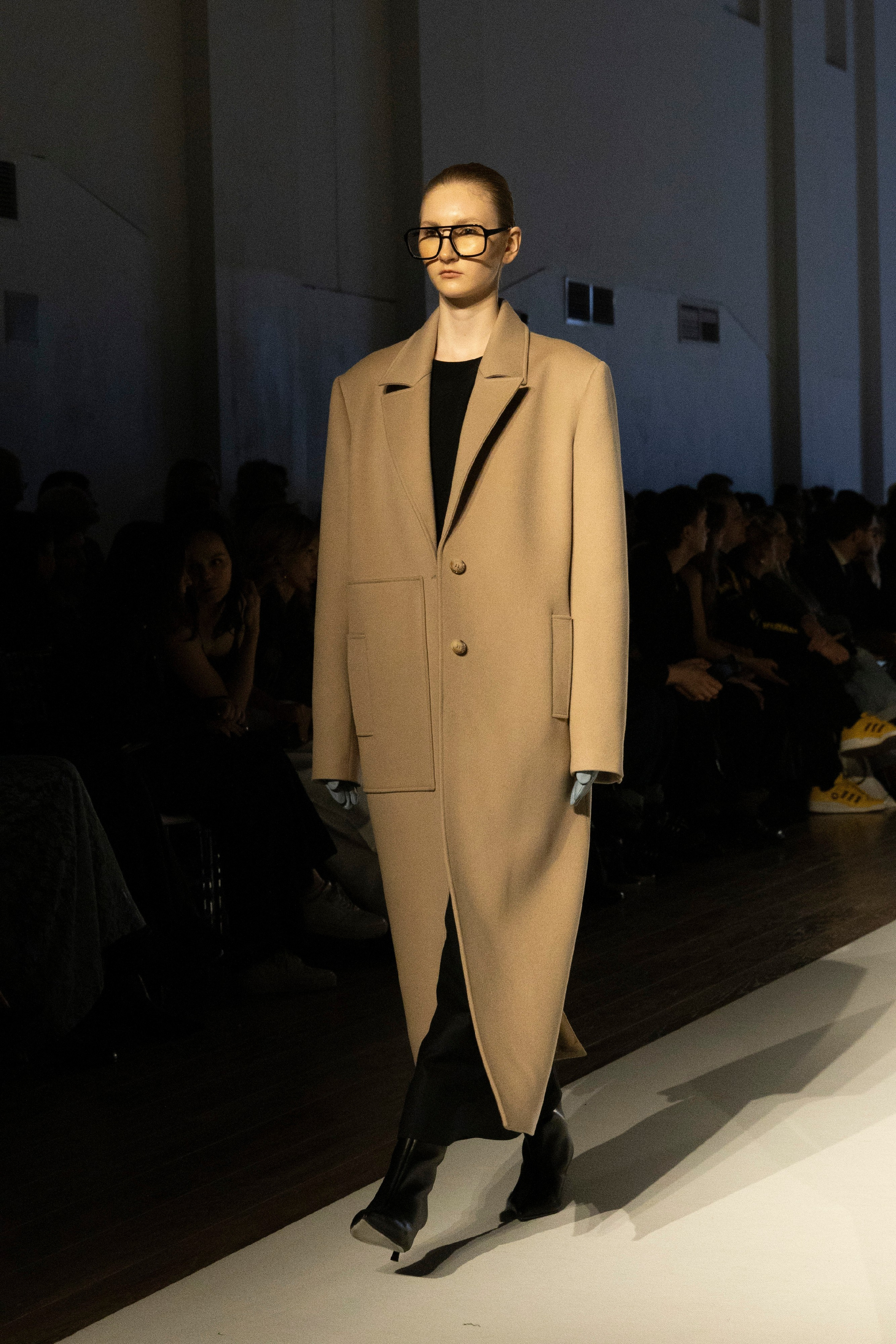 ДЛТ Собака.ru показ победителей конкурса «Новые имена в моде 2025». FOTOFAQ SKOOL г. Санкт-Петербург: очные, дистанционные и онлайн курсы фотографии