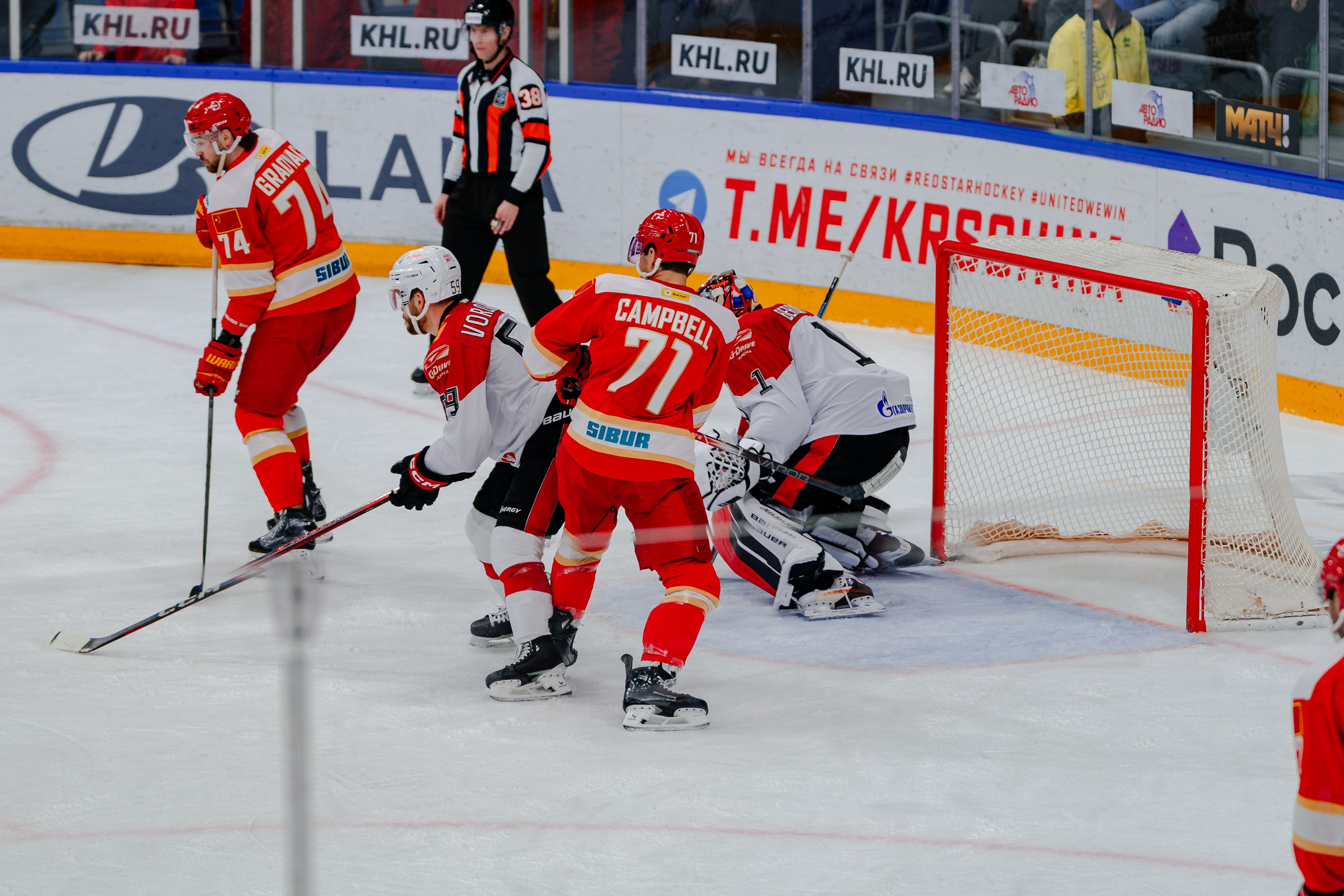 КХЛ КУНЬЛУНЬ РС — АВАНГАРД 22 МАРТА 2025. Репортажный фотограф в Москве Измалков Артем