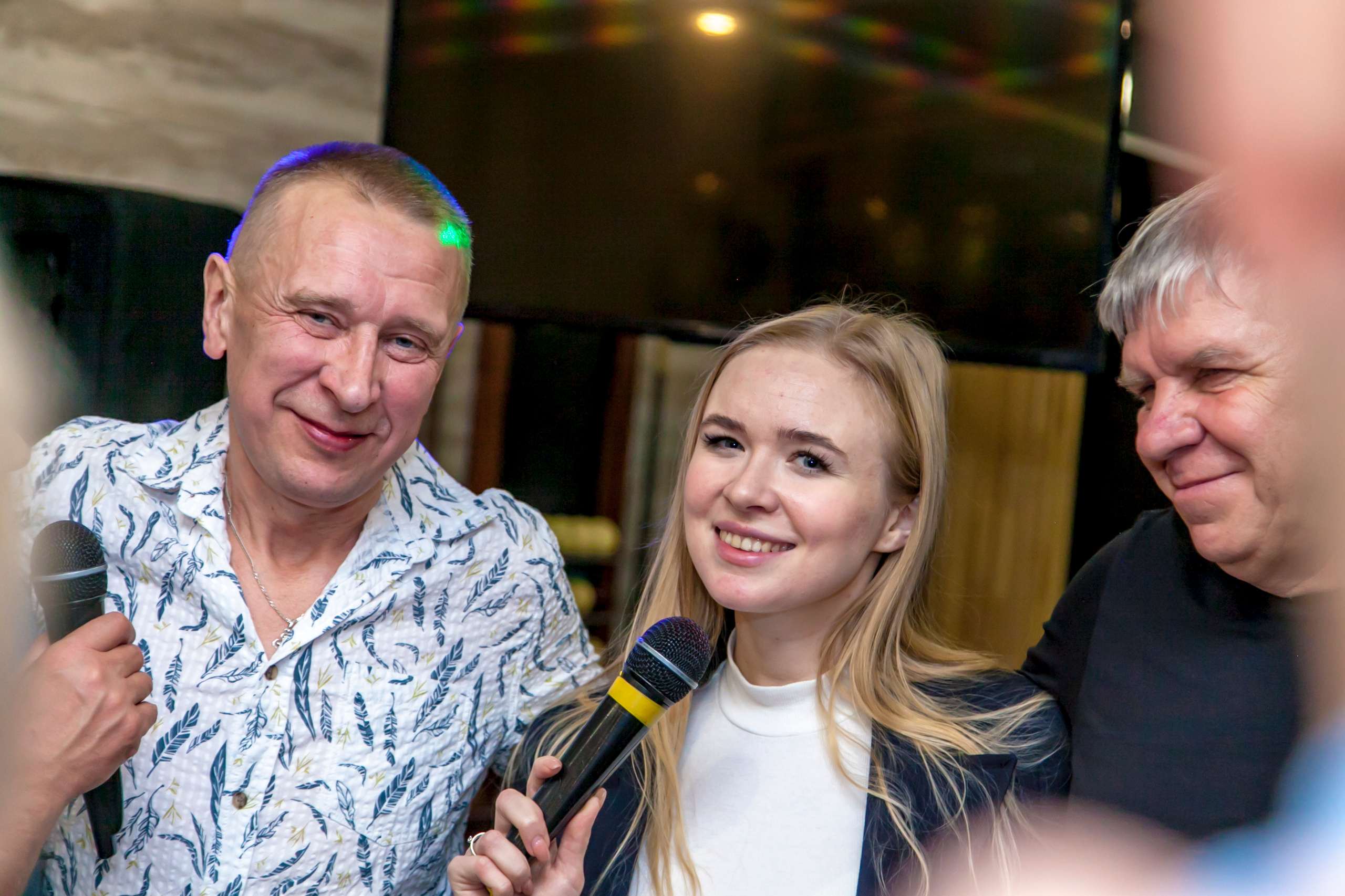 Ведущая на свадьбу Мария Снегур. Ведущий, Тамада, DJ, фото в Перми. Хорошее настроение