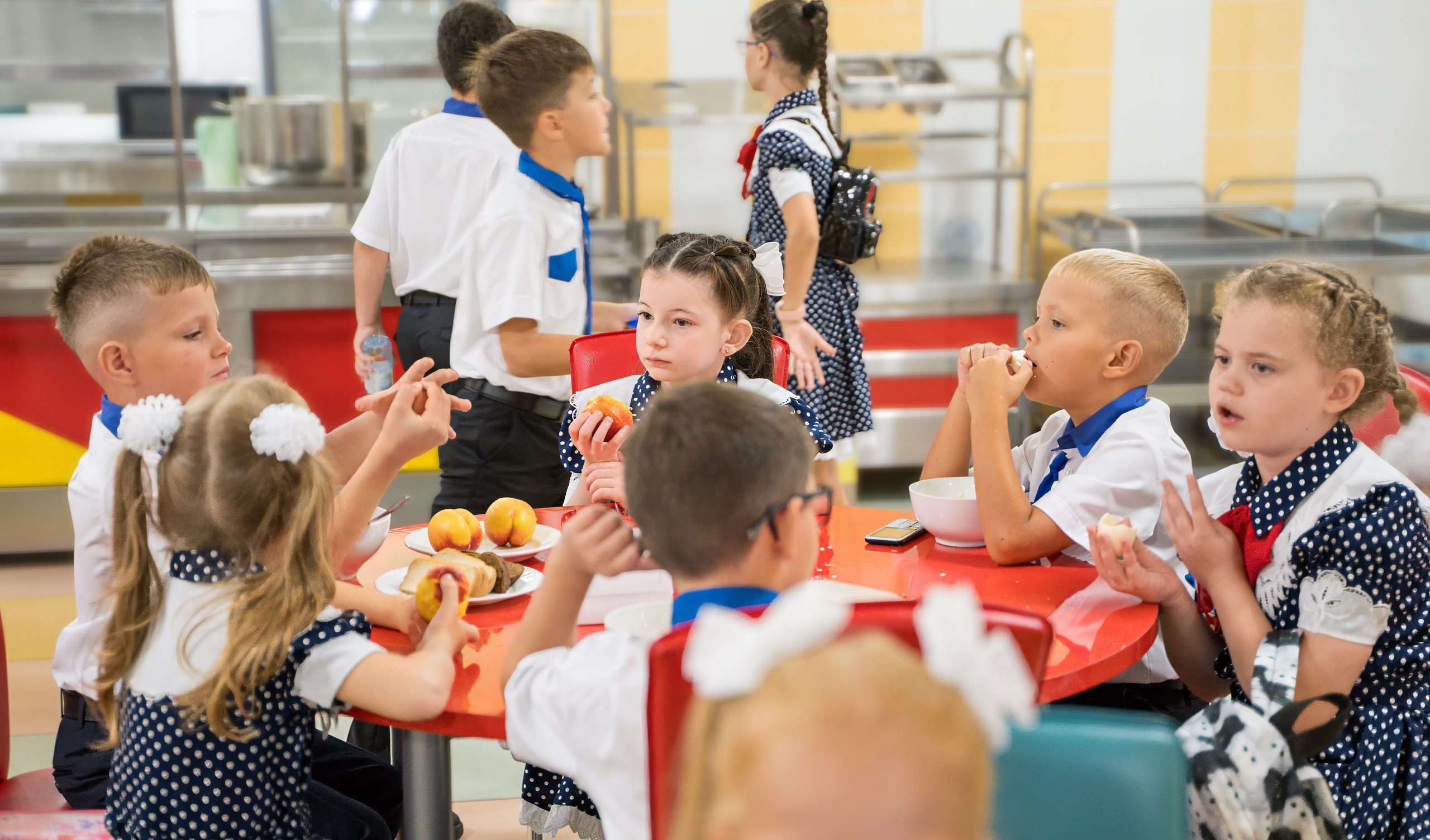 1Сентября_Гимназия 92_Первоклашки_2024. Фотографы из солнечного Краснодара Вадим и Надежда Митус