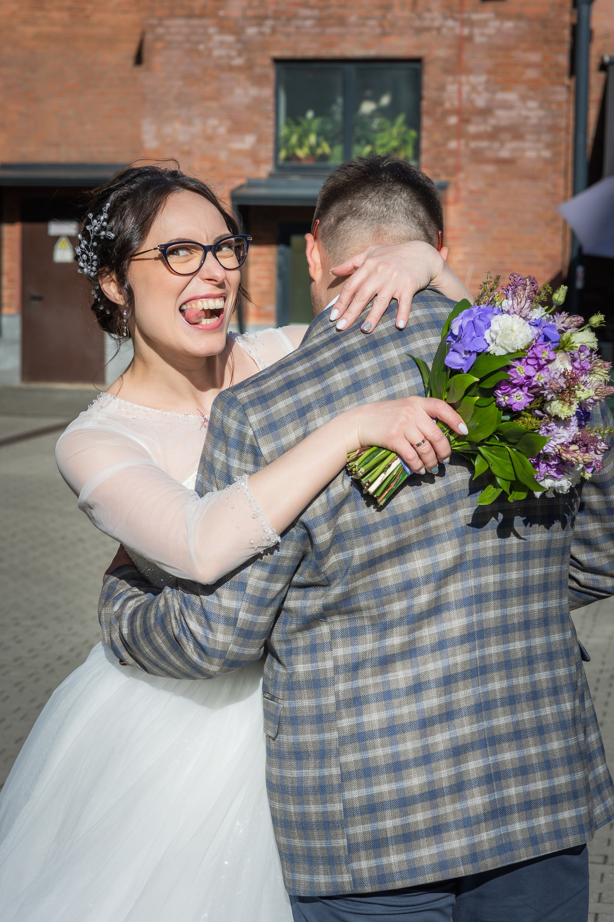 Миша и Маша. Весенняя свадьба 18.04.2023. Семейный фотограф в Москве Наталья Чуб, заказать Фотокнигу