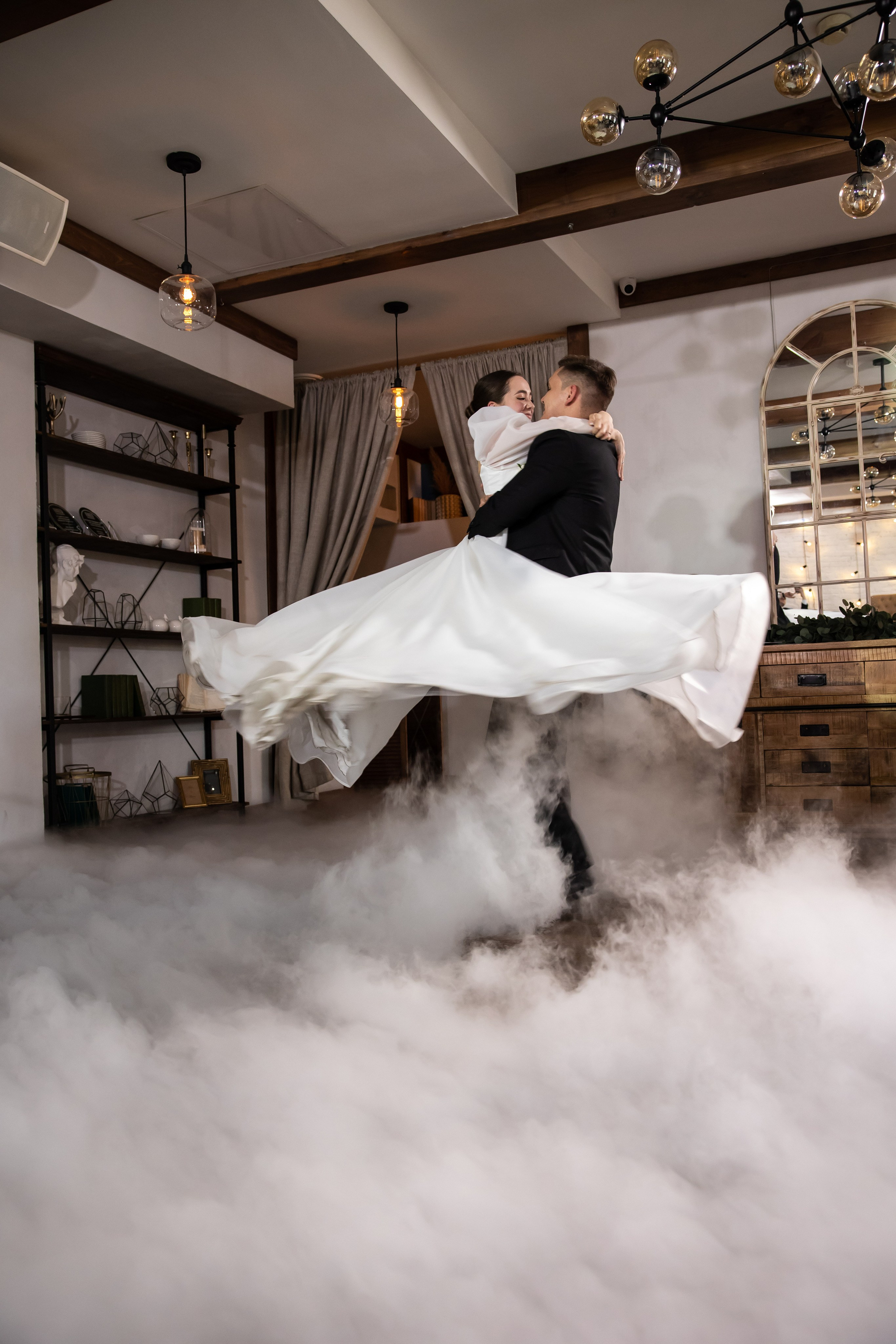 Свадебный фотограф СПб Цена Качество Профессионал Комфорт Радость. ФОТОГРАФ РАДОСТИ Фотосессия в студии СПб. Портретный фотограф — Юрий Торлопов