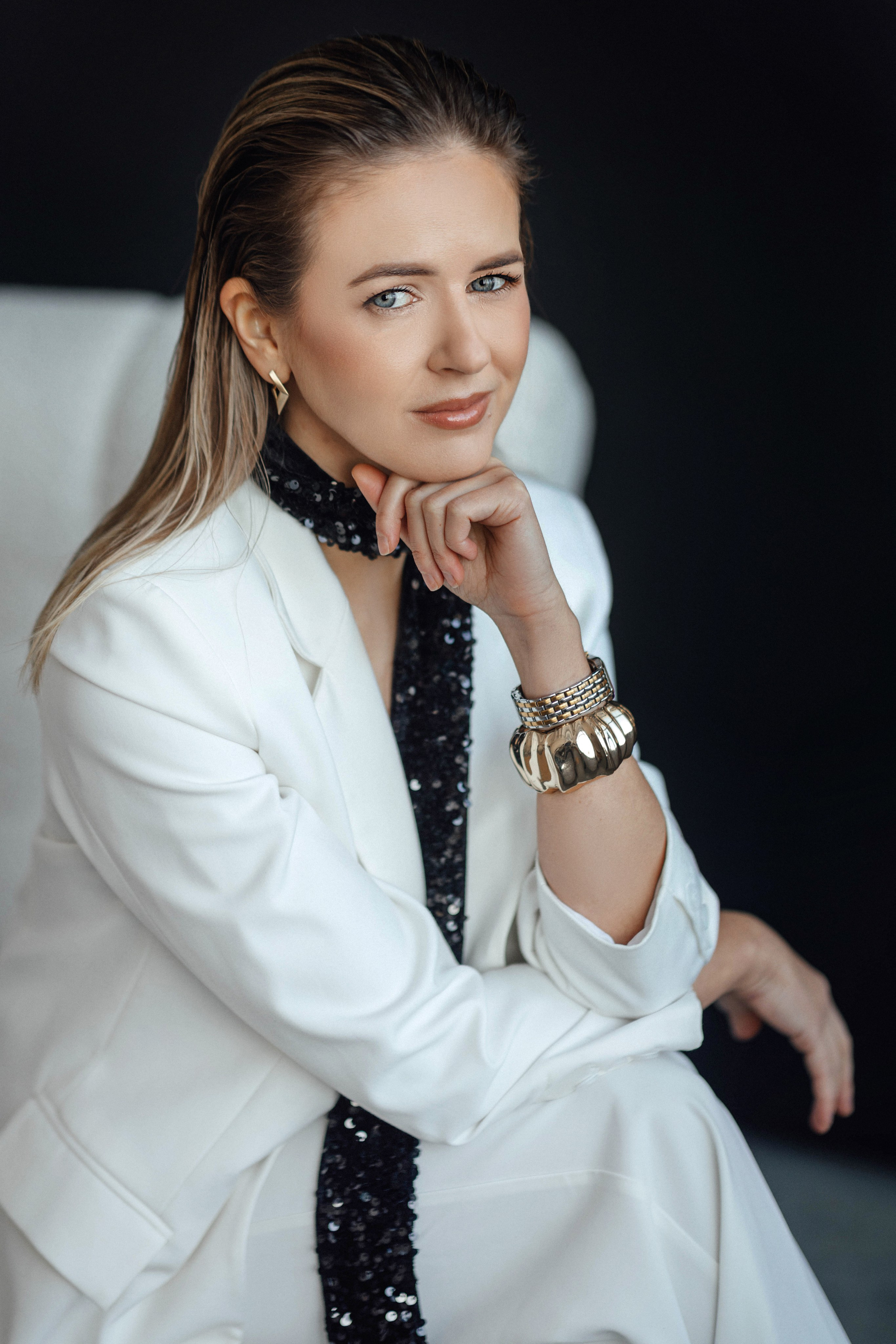 Александра, Lightstudio