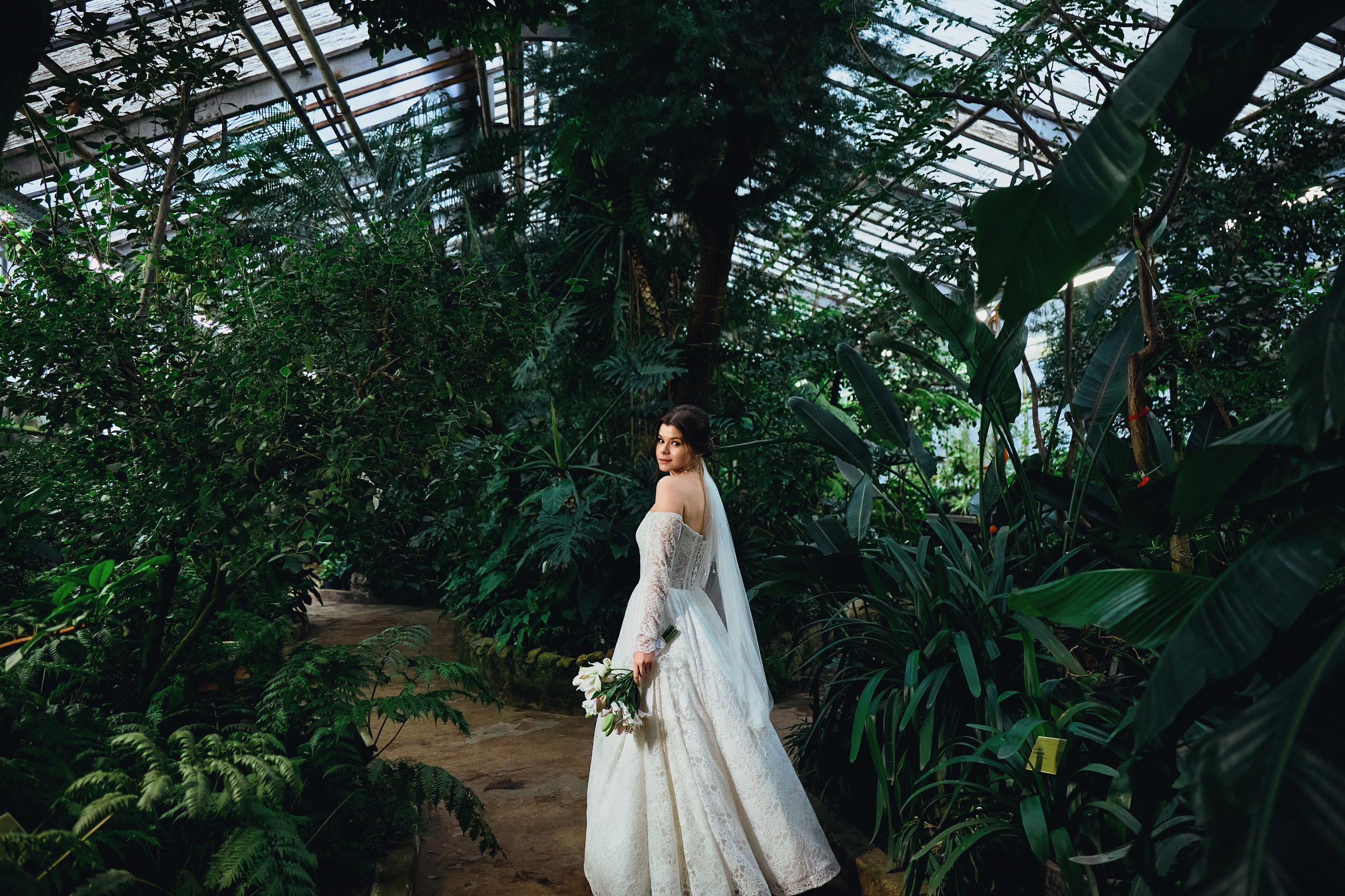 Классические сборы в отеле. Роспись в 4 ЗАГСе и съемка в оранжерее Цицина РАН. Любовь Юсупова. Фотограф