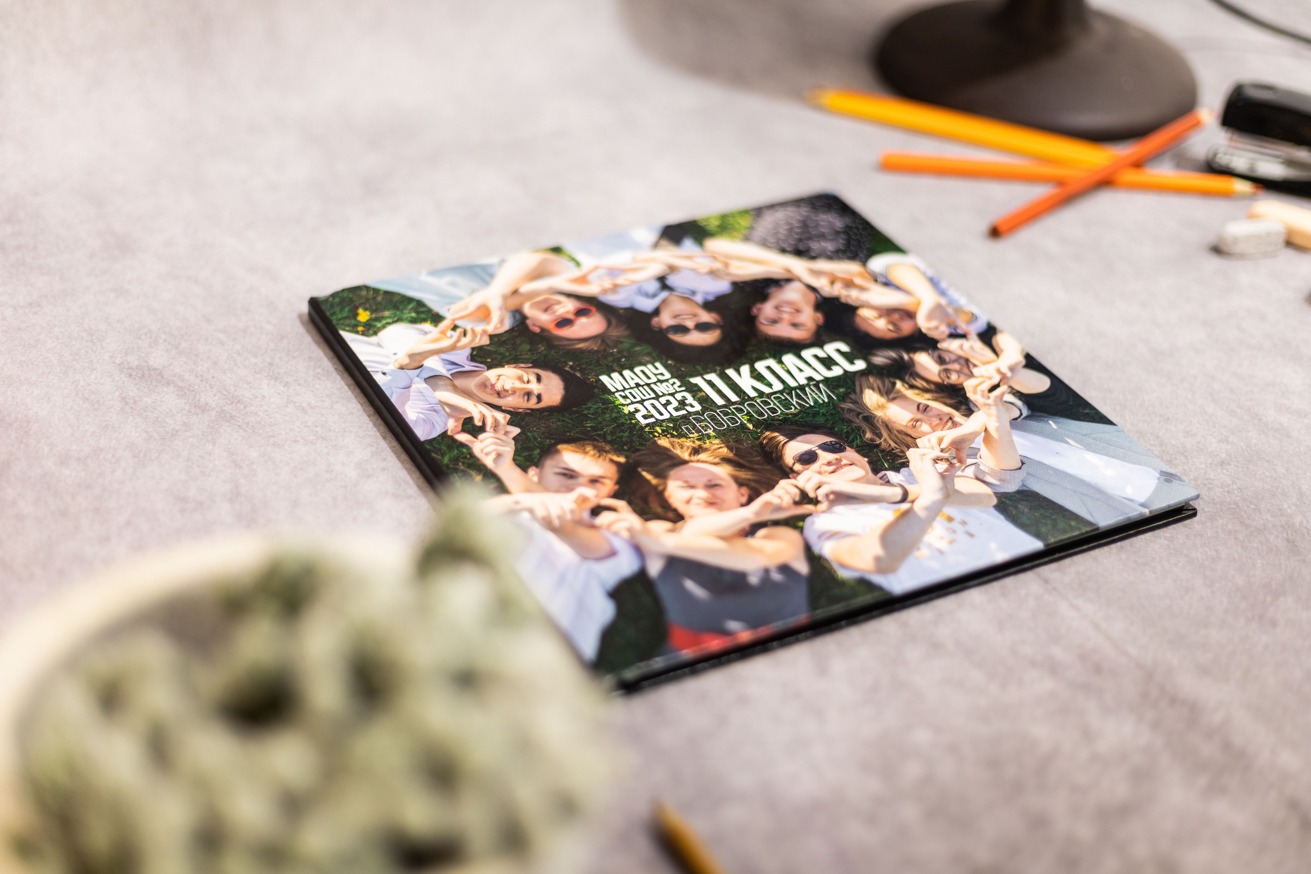 Выпускные альбомы в Екатеринбурге/ Арамиль/ Сысерть по низким ценам