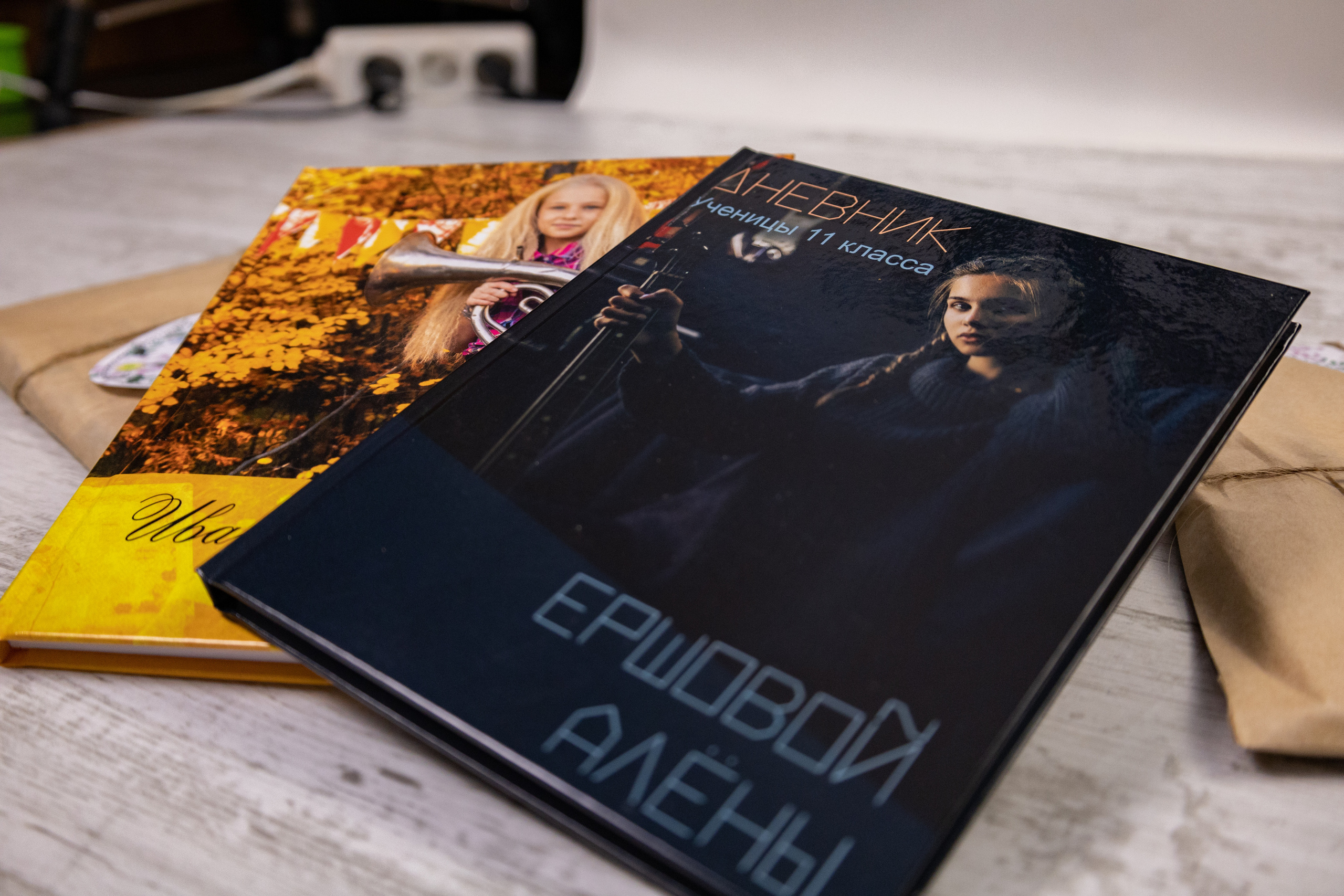 Выпускные альбомы в Екатеринбурге/ Арамиль/ Сысерть по низким ценам