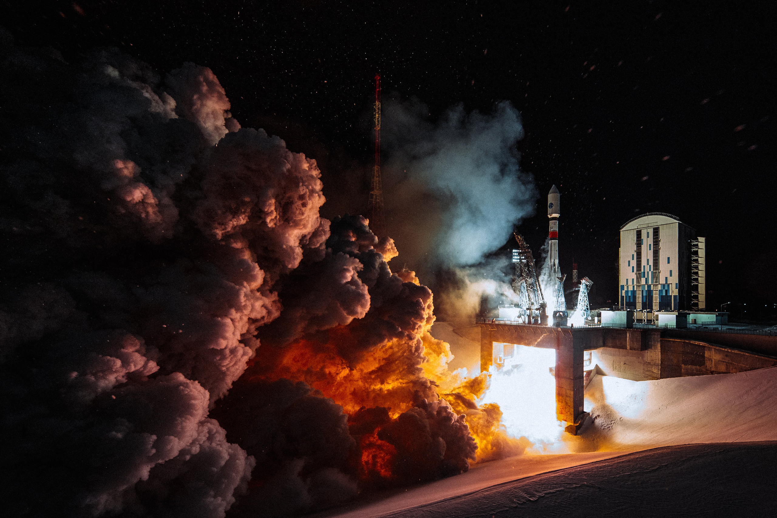 Артём Пылаев. О себе. Репортажный и портретный фотограф, в Москве Артём Пылаев