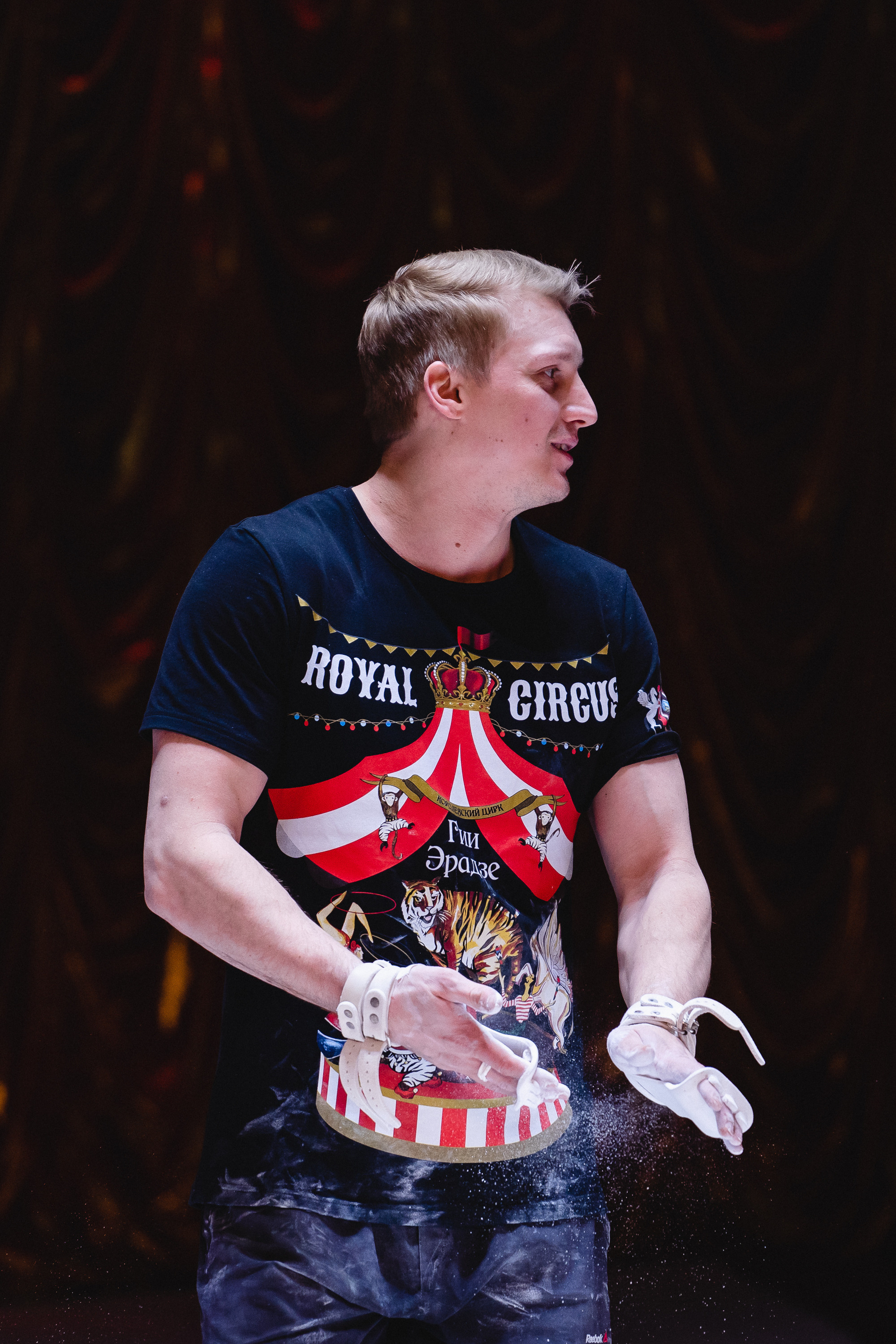 Открытая репетиция Королевского цирка Гии Эрадзе в Новосибирске. Воробьева Ксения — Спортивный и танцевальный фотограф Новосибирск