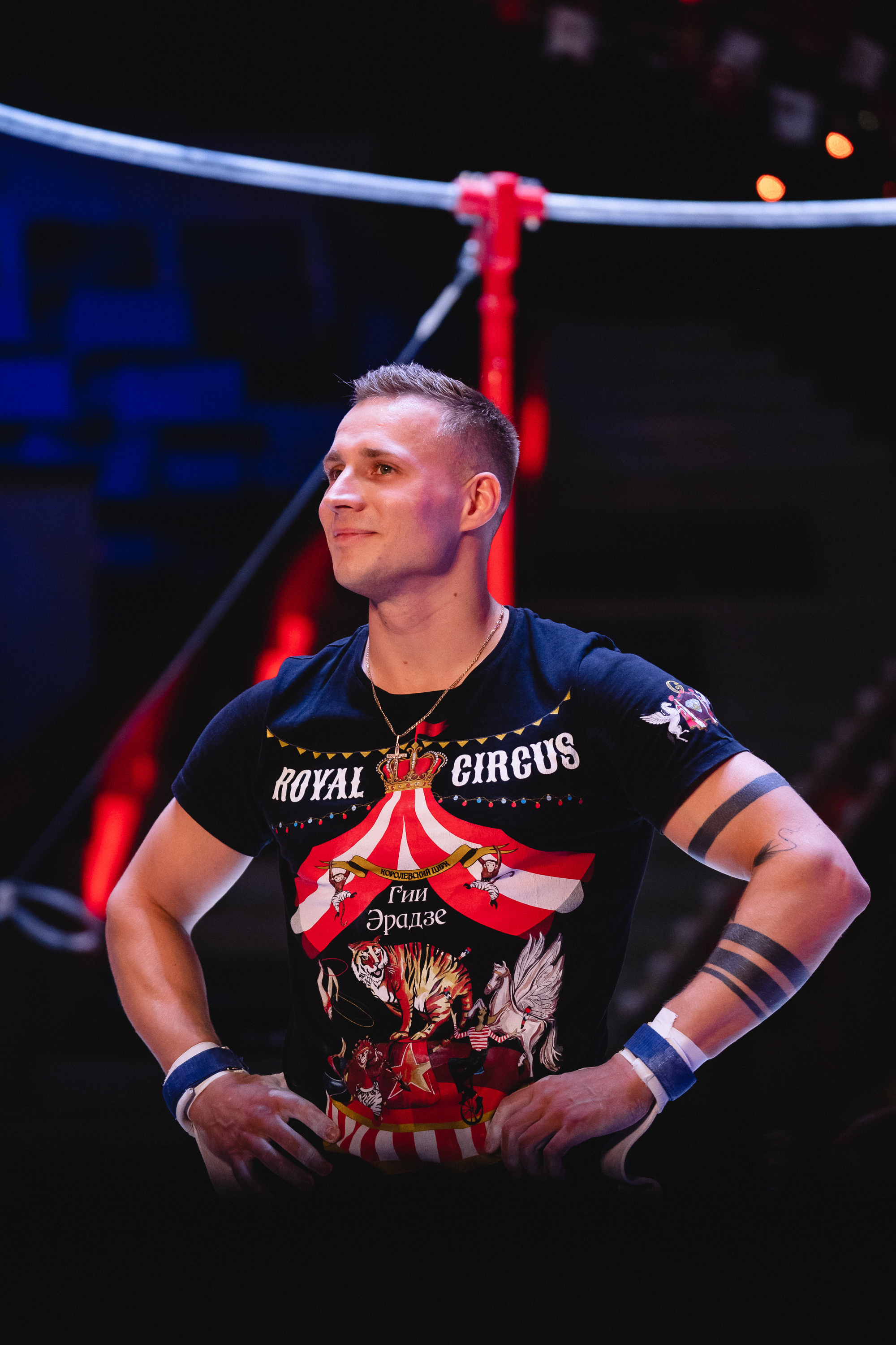Открытая репетиция Королевского цирка Гии Эрадзе в Новосибирске. Воробьева Ксения — Спортивный и танцевальный фотограф Новосибирск