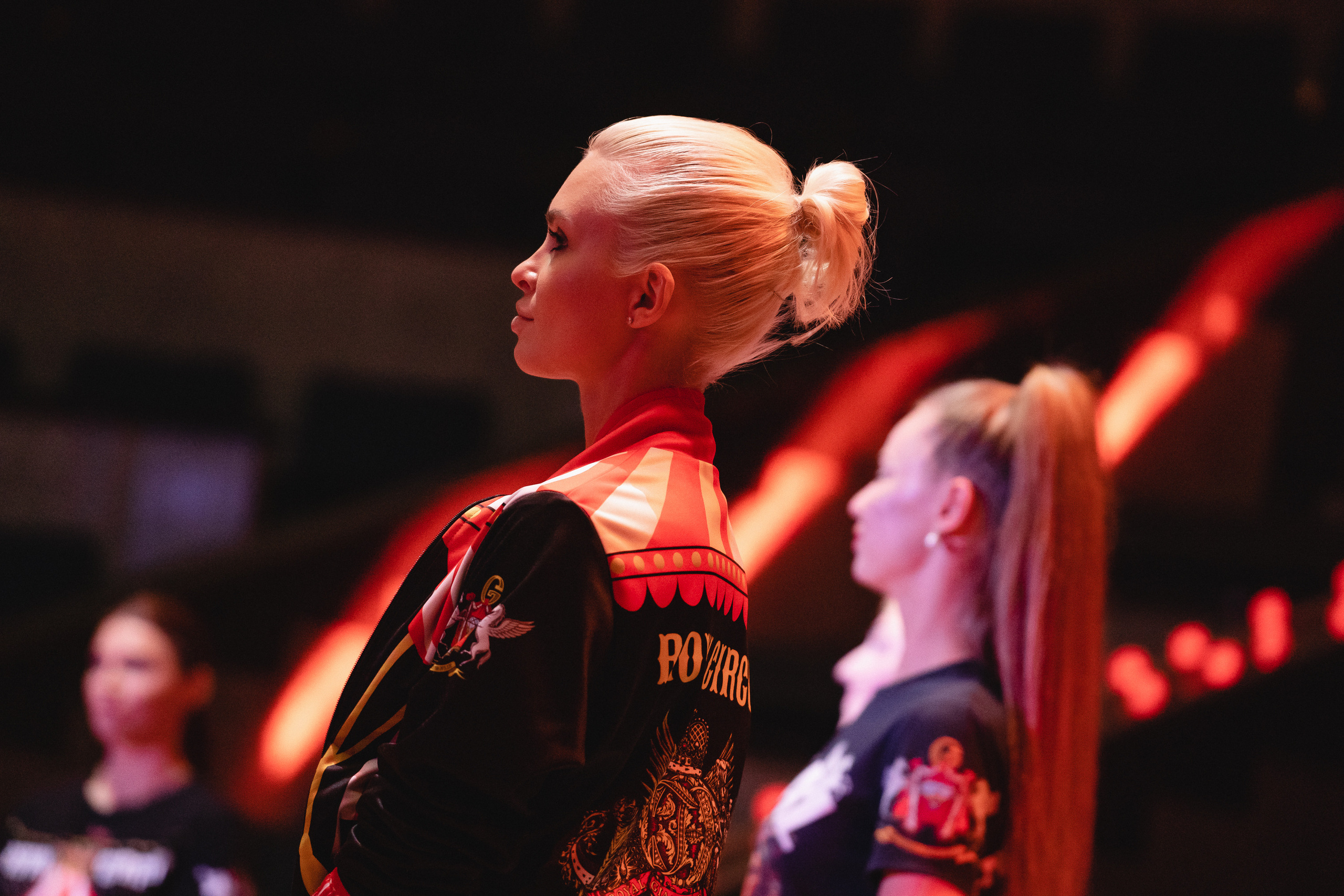 Открытая репетиция Королевского цирка Гии Эрадзе в Новосибирске. Воробьева Ксения — Спортивный и танцевальный фотограф Новосибирск