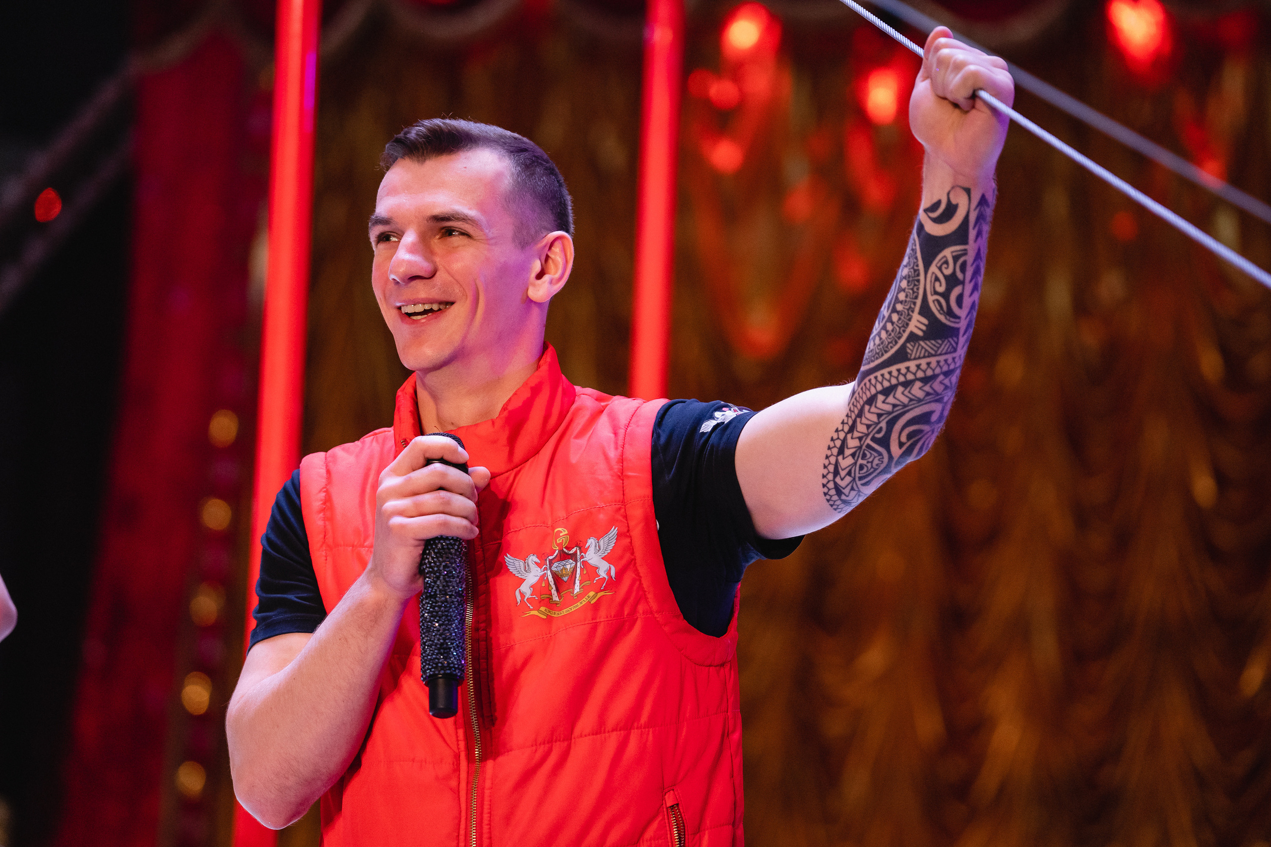 Открытая репетиция Королевского цирка Гии Эрадзе в Новосибирске. Воробьева Ксения — Спортивный и танцевальный фотограф Новосибирск