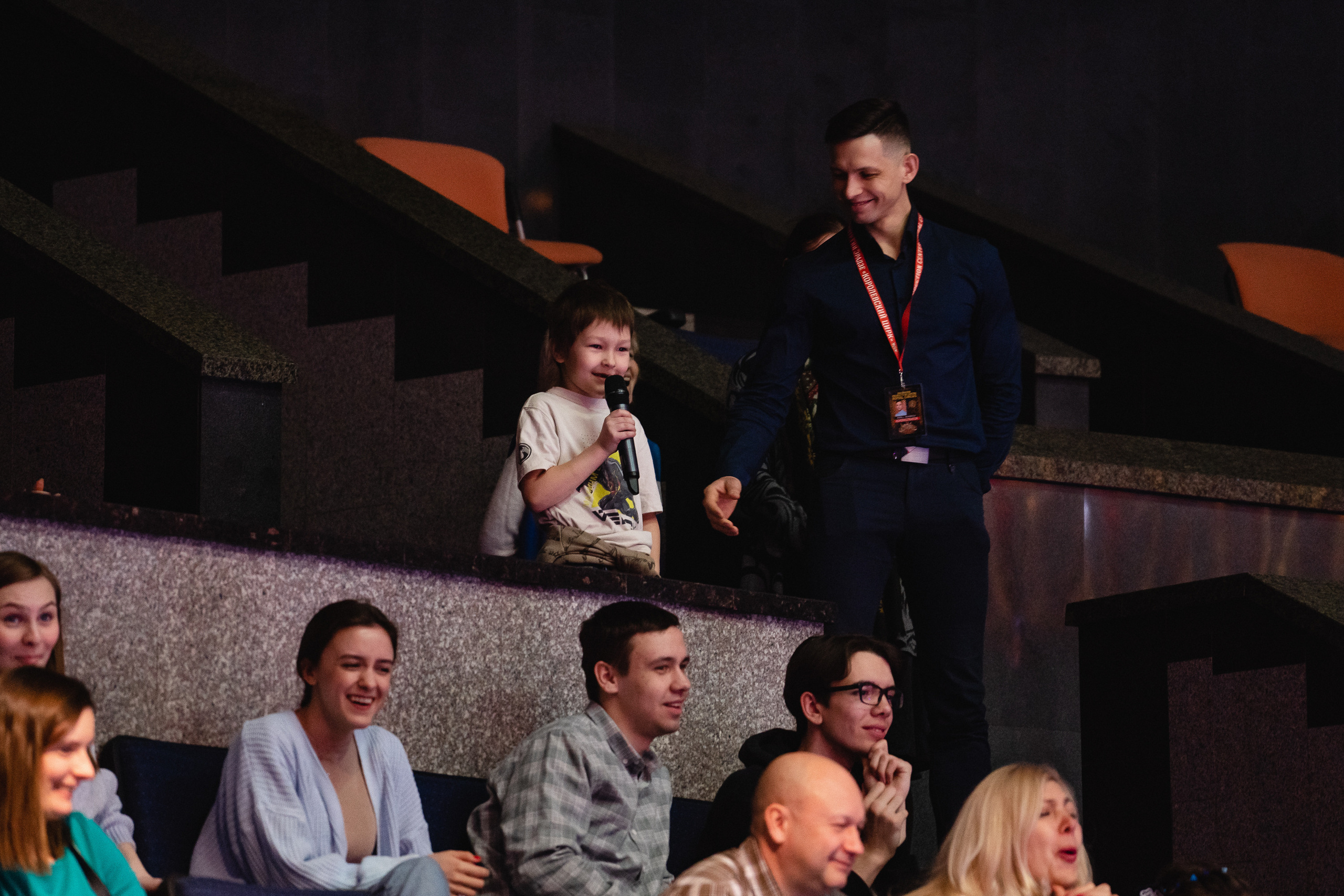 Открытая репетиция Королевского цирка Гии Эрадзе в Новосибирске. Воробьева Ксения — Спортивный и танцевальный фотограф Новосибирск