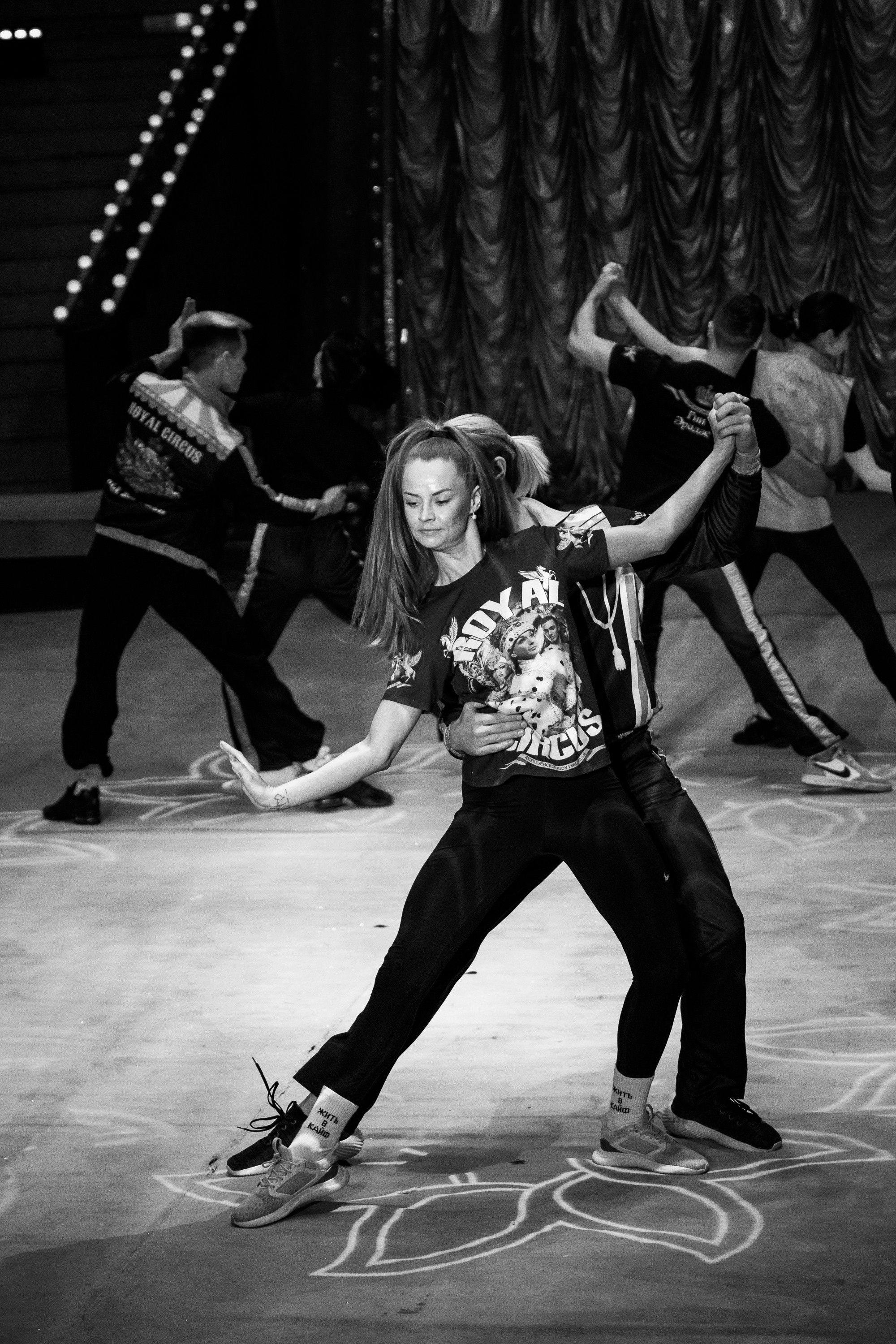 Открытая репетиция Королевского цирка Гии Эрадзе в Новосибирске. Воробьева Ксения — Спортивный и танцевальный фотограф Новосибирск