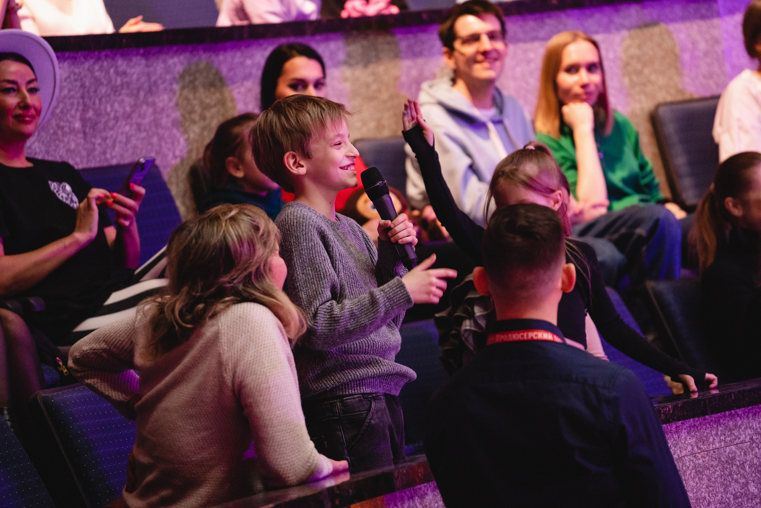 Открытая репетиция Королевского цирка Гии Эрадзе в Новосибирске. Воробьева Ксения — Спортивный и танцевальный фотограф Новосибирск