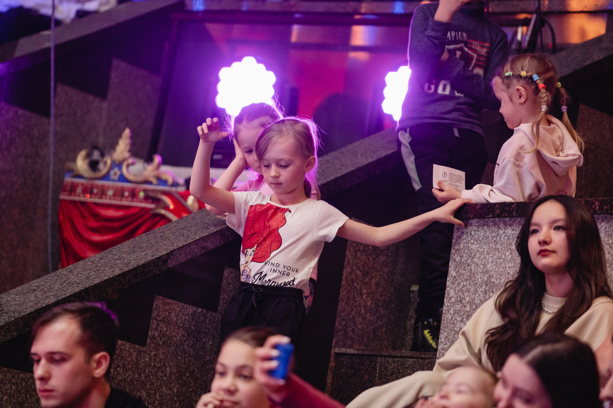 Открытая репетиция Королевского цирка Гии Эрадзе в Новосибирске. Воробьева Ксения — Спортивный и танцевальный фотограф Новосибирск