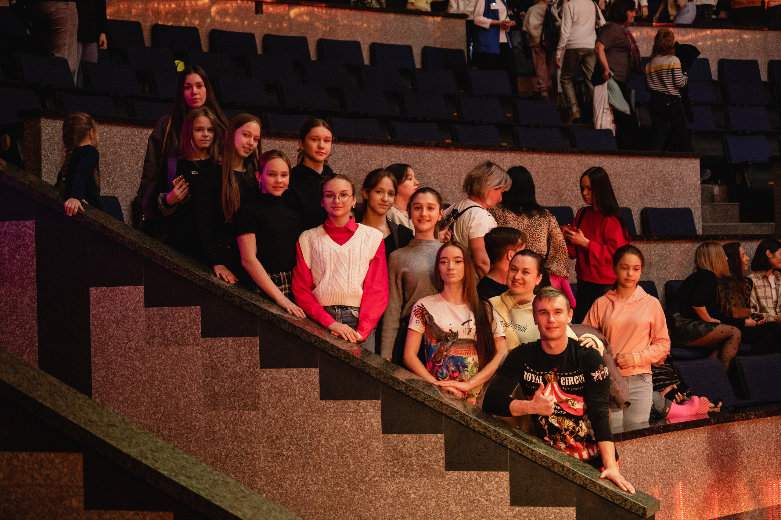 Открытая репетиция Королевского цирка Гии Эрадзе в Новосибирске. Воробьева Ксения — Спортивный и танцевальный фотограф Новосибирск