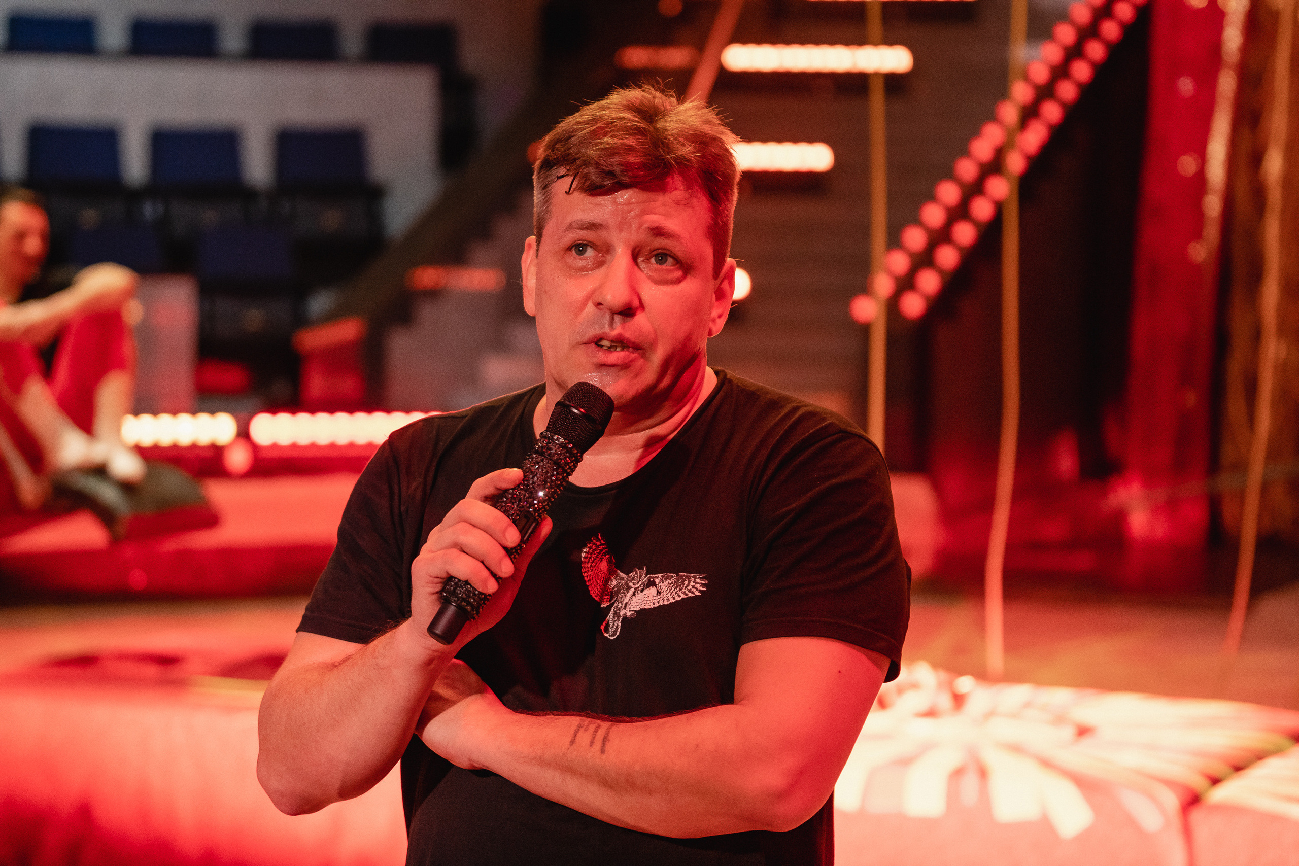 Открытая репетиция Королевского цирка Гии Эрадзе в Новосибирске. Воробьева Ксения — Спортивный и танцевальный фотограф Новосибирск