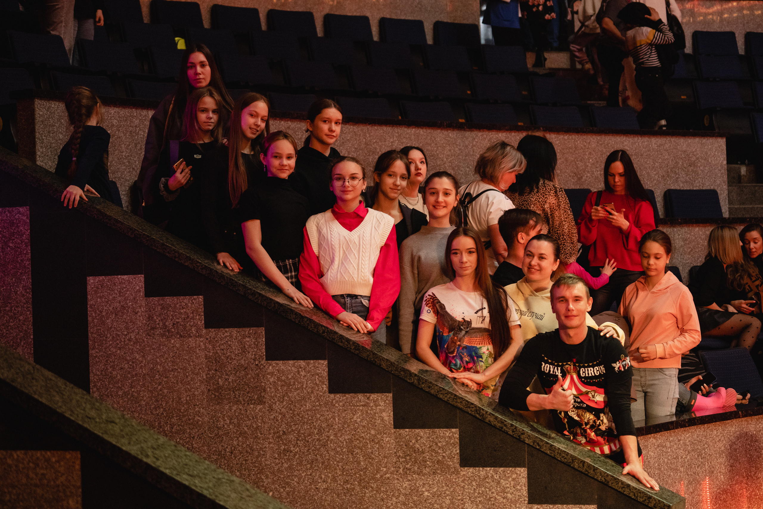 Открытая репетиция Королевского цирка Гии Эрадзе в Новосибирске. Воробьева Ксения — Спортивный и танцевальный фотограф Новосибирск