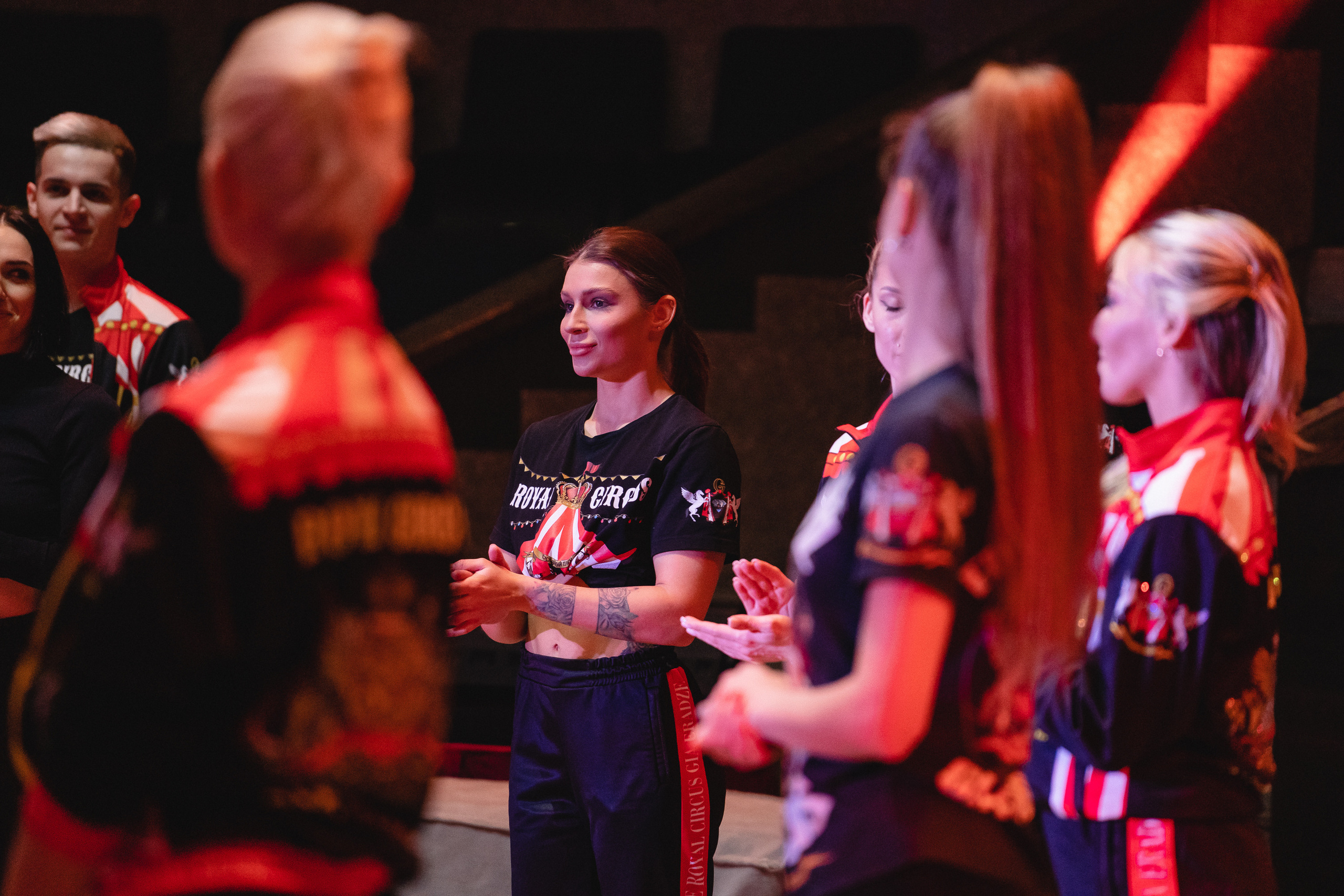 Открытая репетиция Королевского цирка Гии Эрадзе в Новосибирске. Воробьева Ксения — Спортивный и танцевальный фотограф Новосибирск