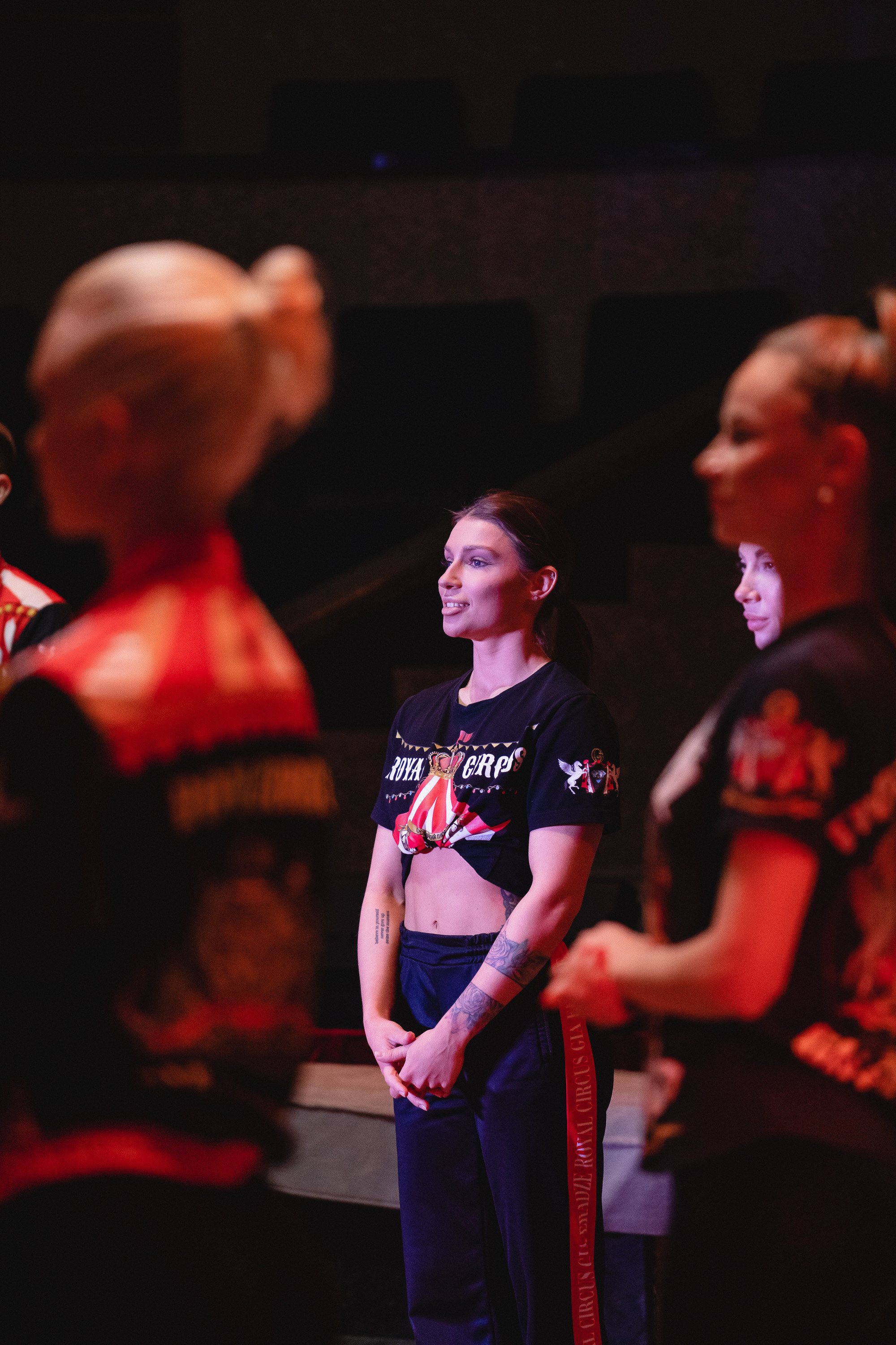 Открытая репетиция Королевского цирка Гии Эрадзе в Новосибирске. Воробьева Ксения — Спортивный и танцевальный фотограф Новосибирск