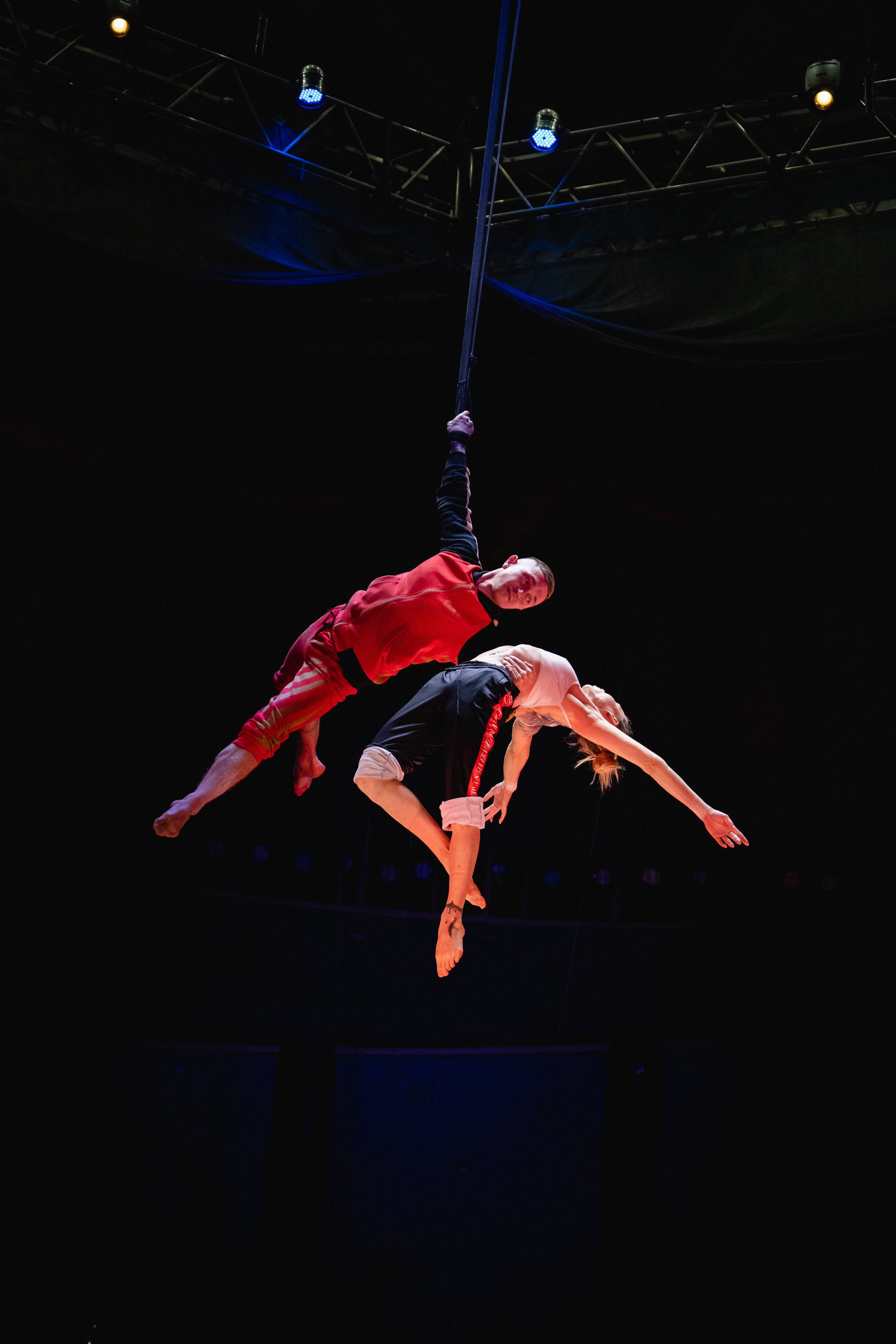 Открытая репетиция Королевского цирка Гии Эрадзе в Новосибирске. Воробьева Ксения — Спортивный и танцевальный фотограф Новосибирск