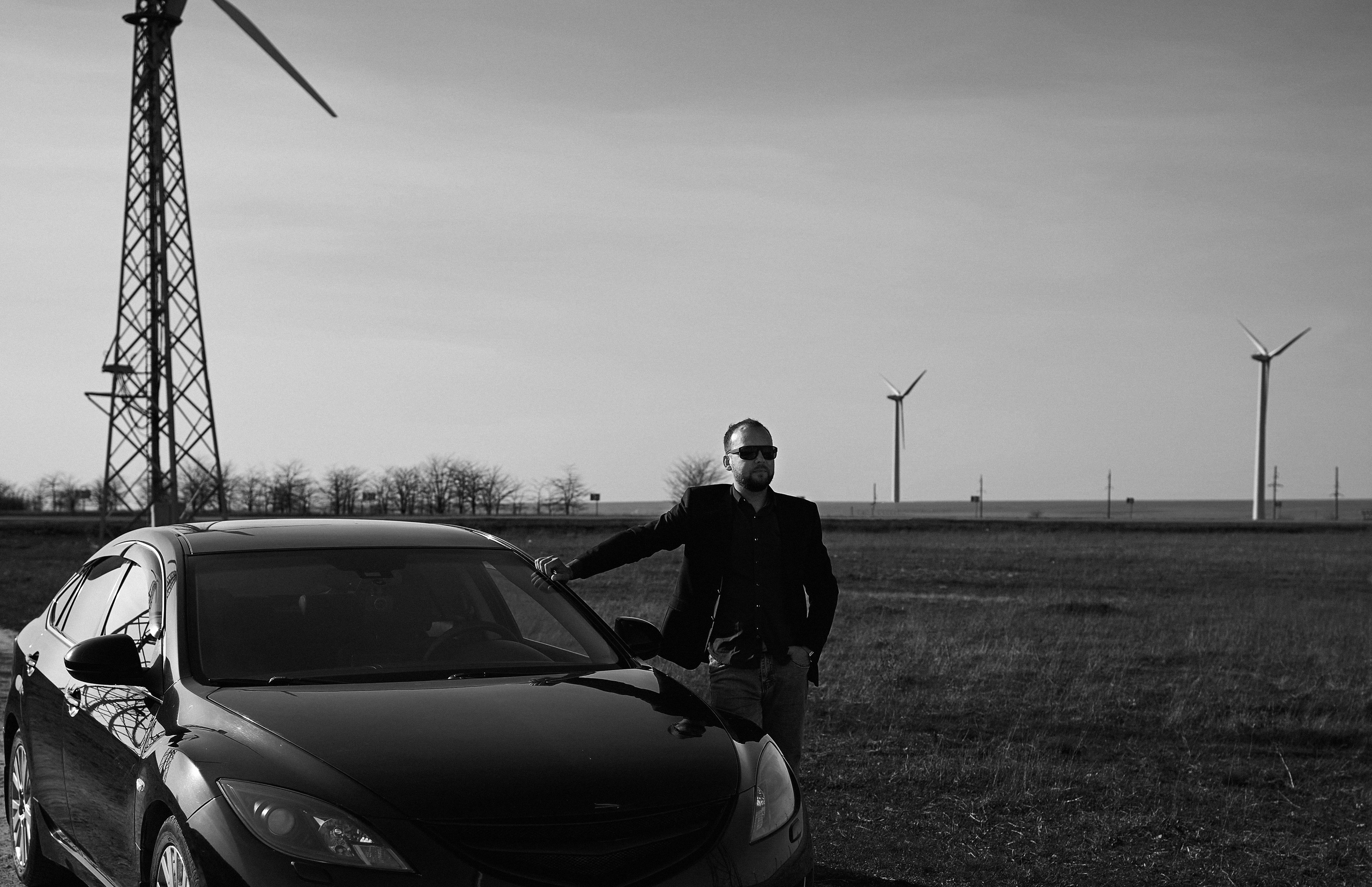 Мужская фотосессия в поле. Фотограф Зайцева Надежда. Фотосессия в Евпатории.