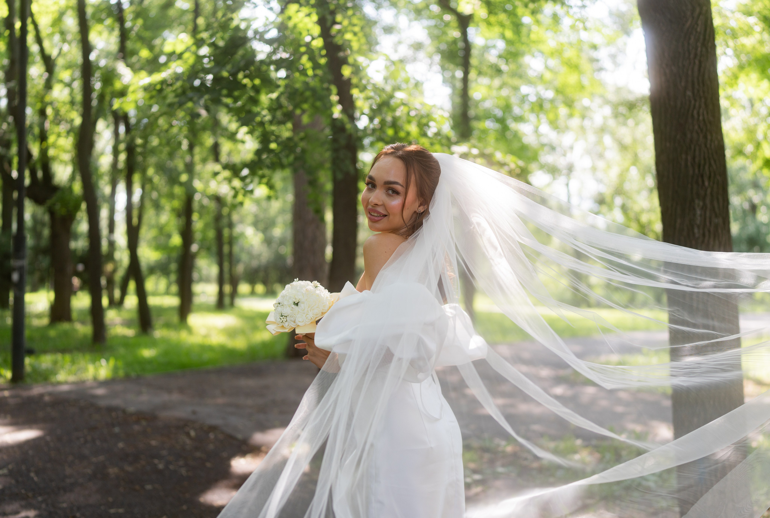 Предсвадебная прогулка Александр и Юлия. Свадебный и индивидуальный фотограф Аля Мамакова