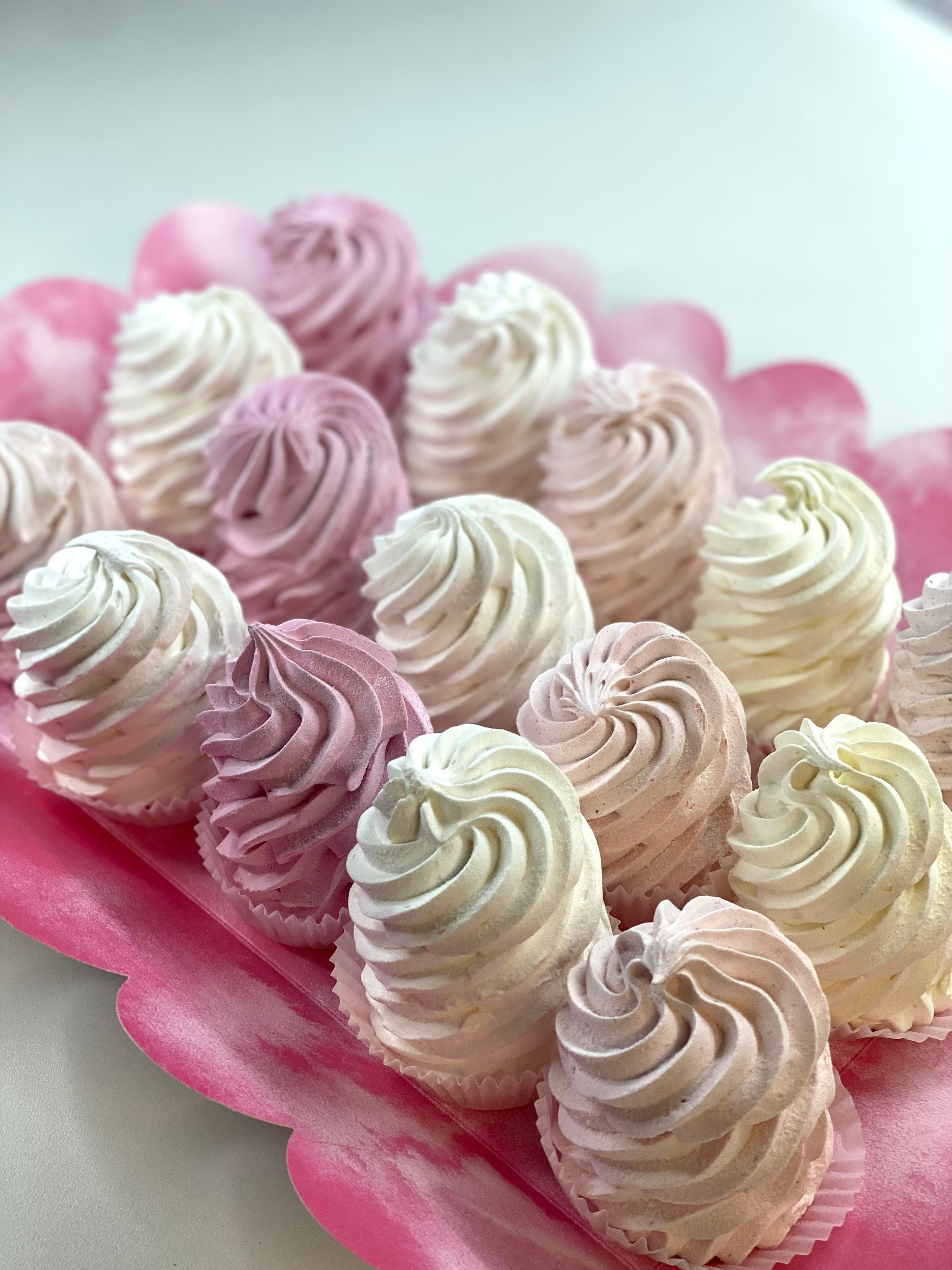 Завитки. Katyasugarsugar капкейки, зефир, торты Москва