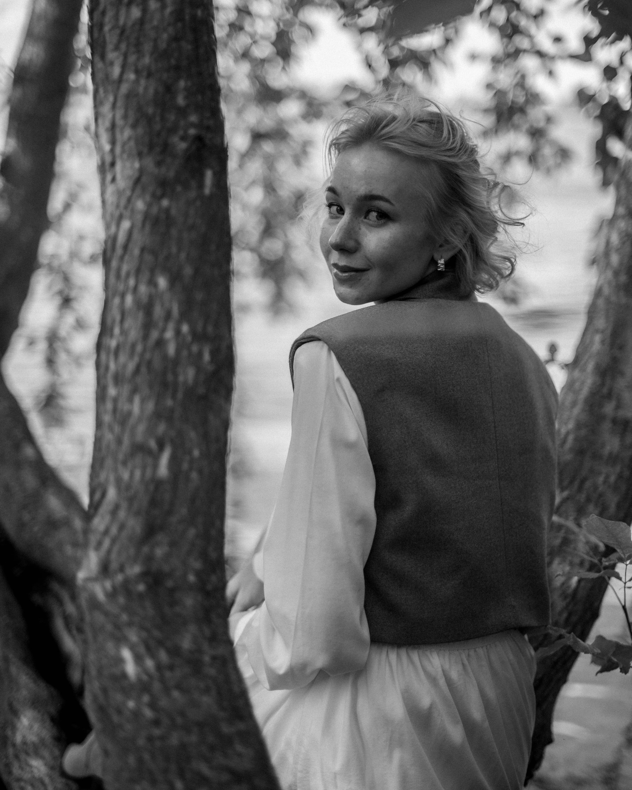 Милена. Женский фотограф. Создатель украшений ручной работы. Модель
