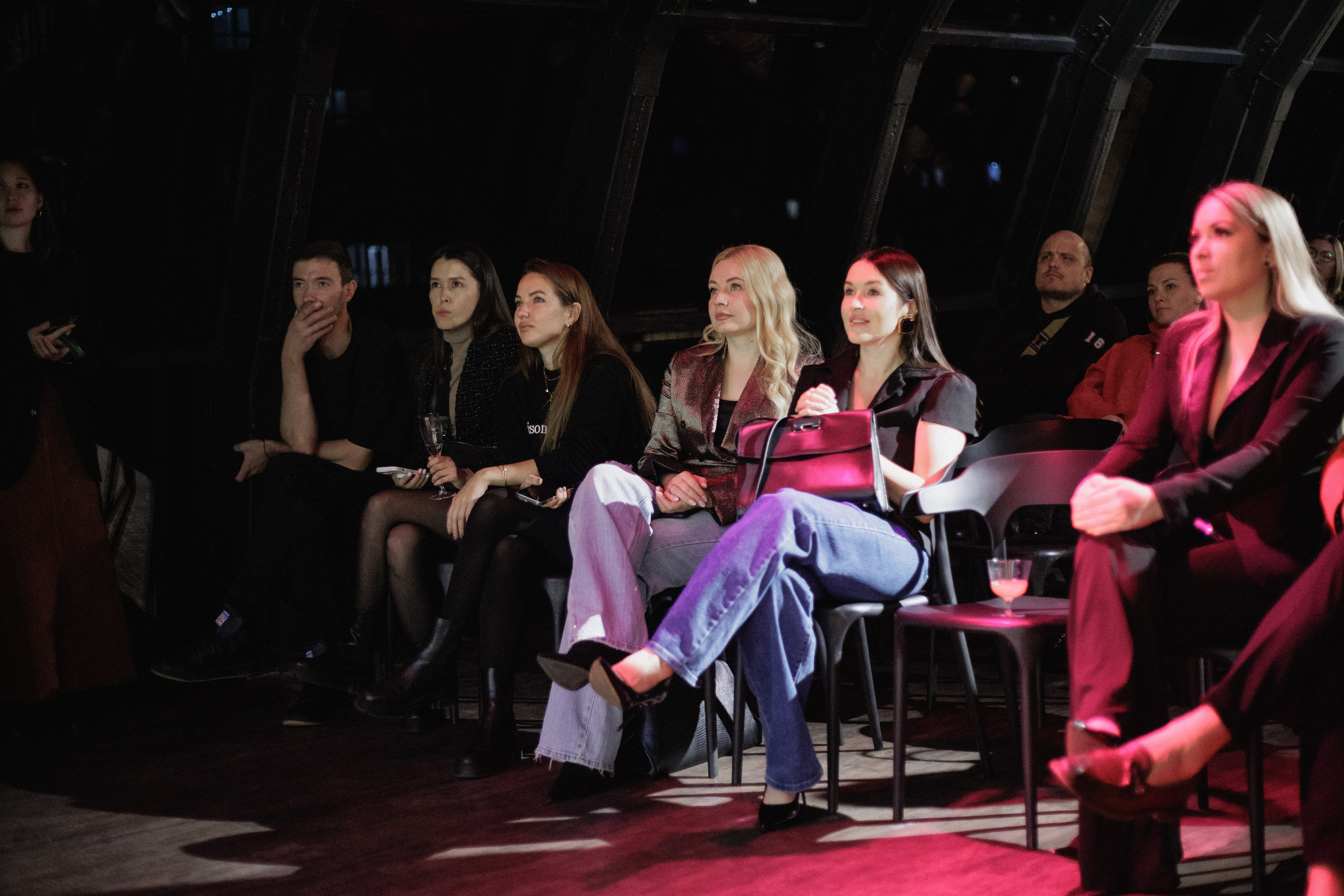 ПЯТНИЦА 2.0. СВОИ. ФОТООТЧЕТЫ-СОБЫТИЯ-МЕСТА