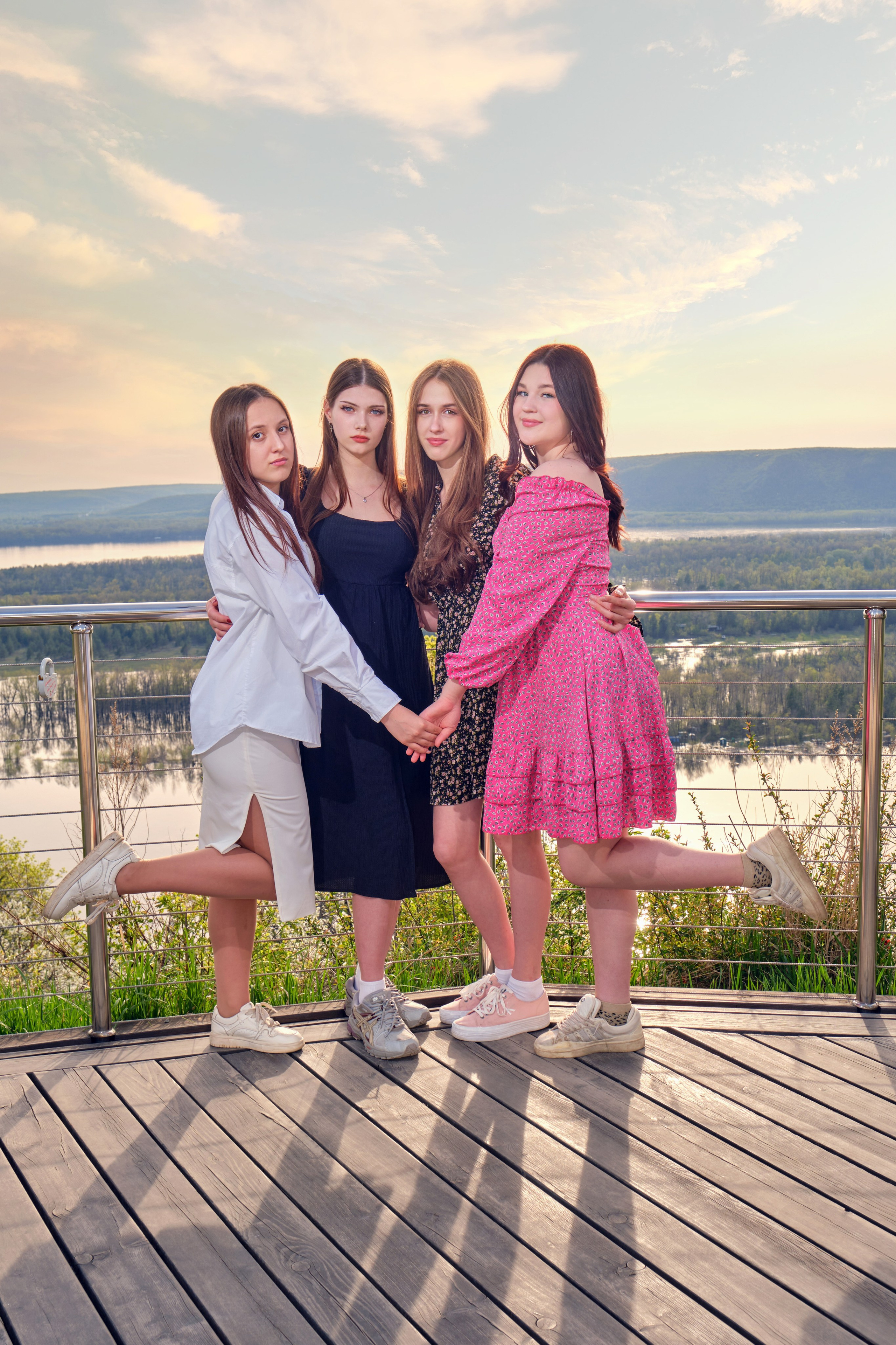 Фотосессия класса и выпускников в студии, в школе, на улице