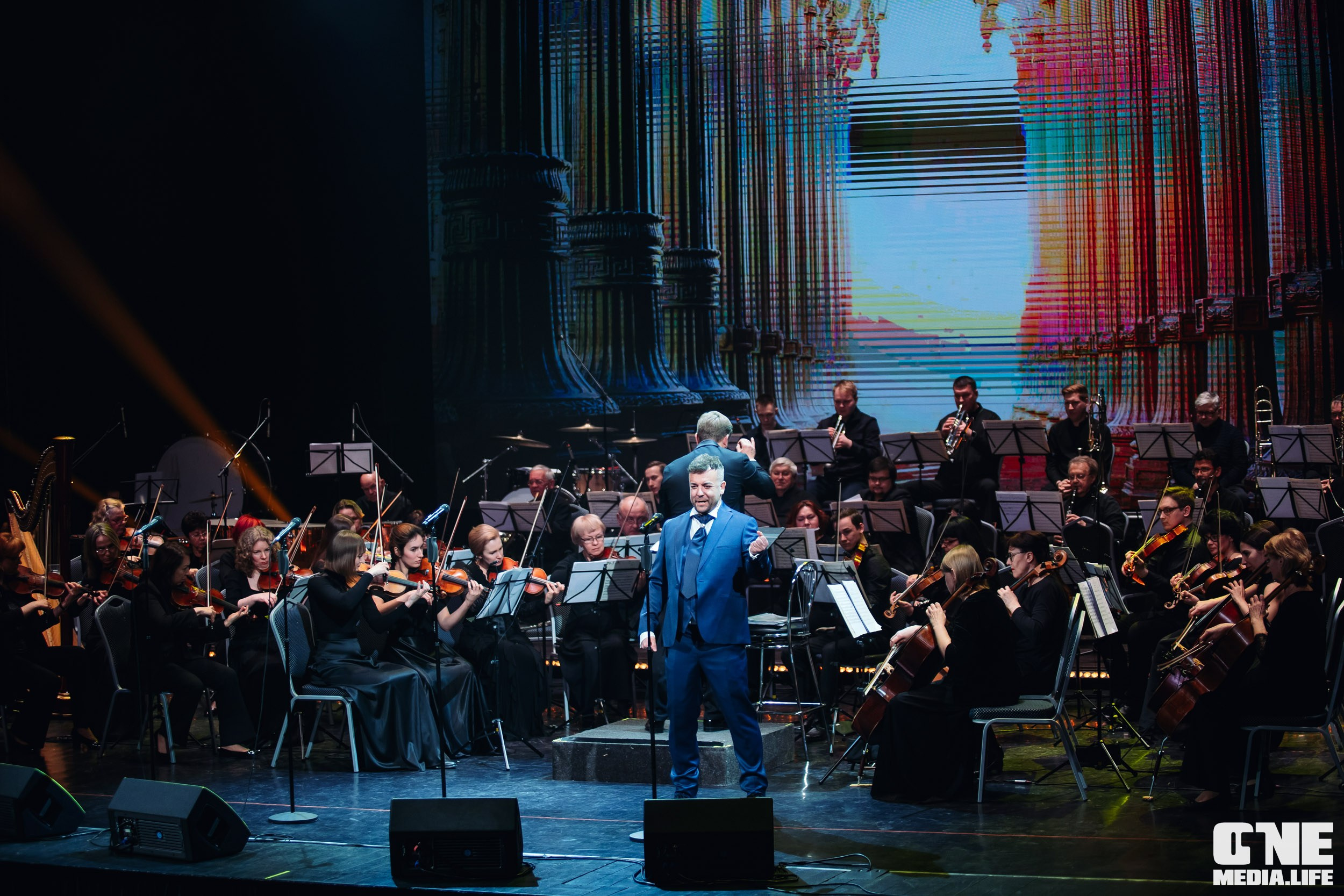 Концерт 8 марта в Янтарь холл. One Media Life: фоторепортажи, фотоотчеты с мероприятий и заведений