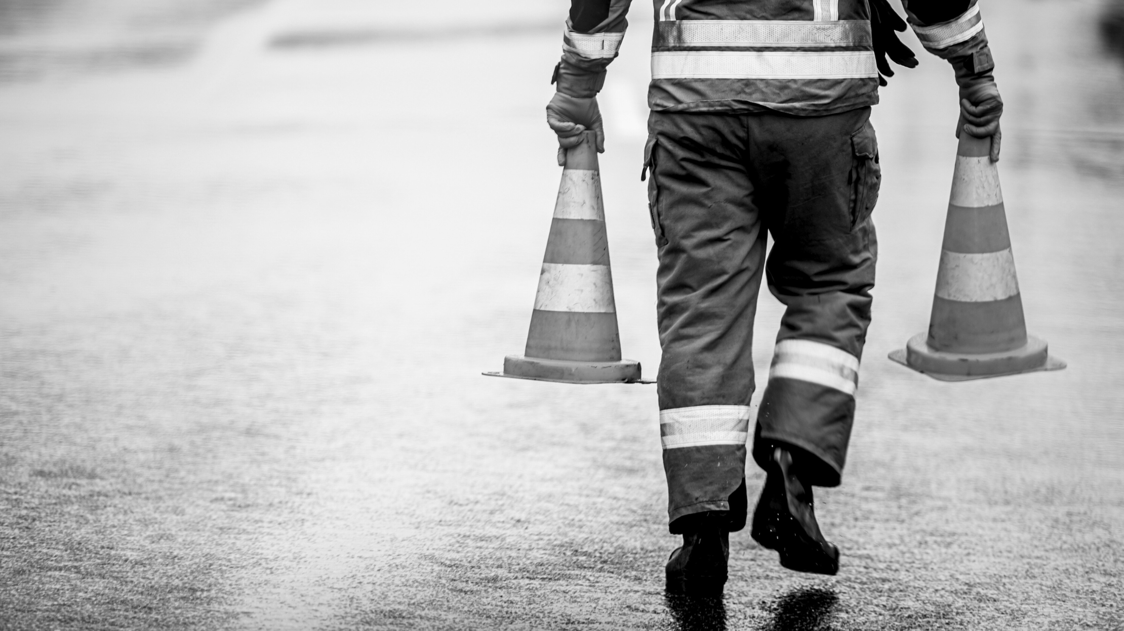 Компания «Про-Марк» Строительство светофоров /Дорожная разметка /Дорожные знаки/ Разработка и согласование схем ОДД