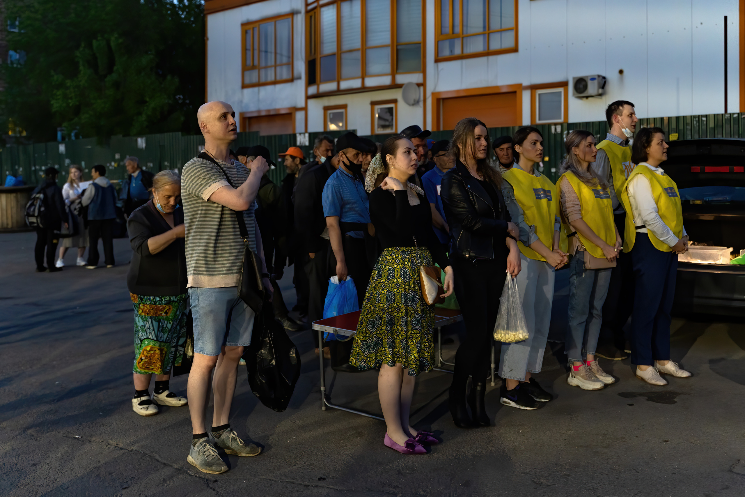 Никто не хочет жить на улице!. Творческий фотограф Артур Блаев