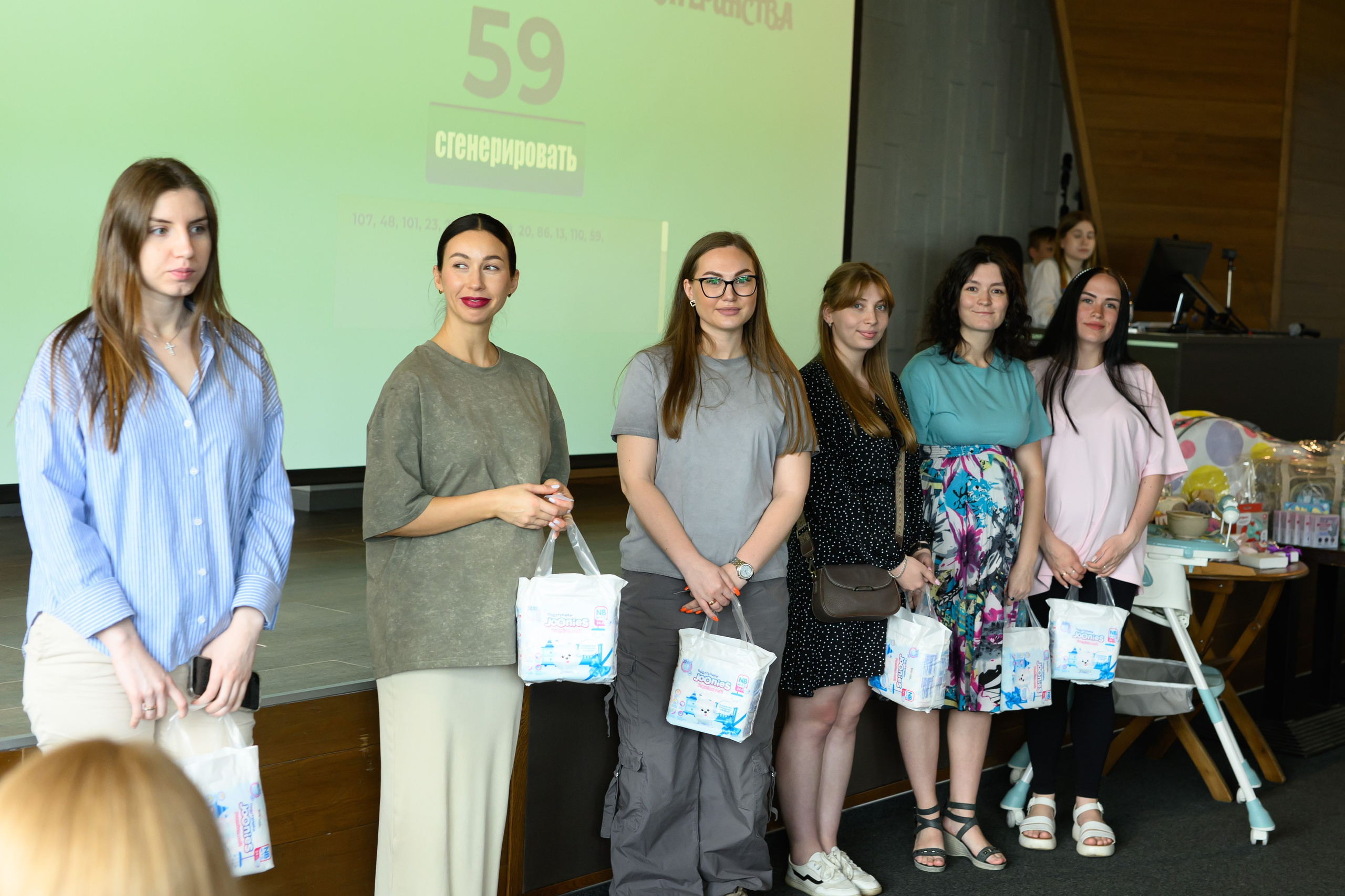 Праздник материнства май 2025. Профессиональный фотограф Елена Красилина г.Ярославль, г. Рыбинск