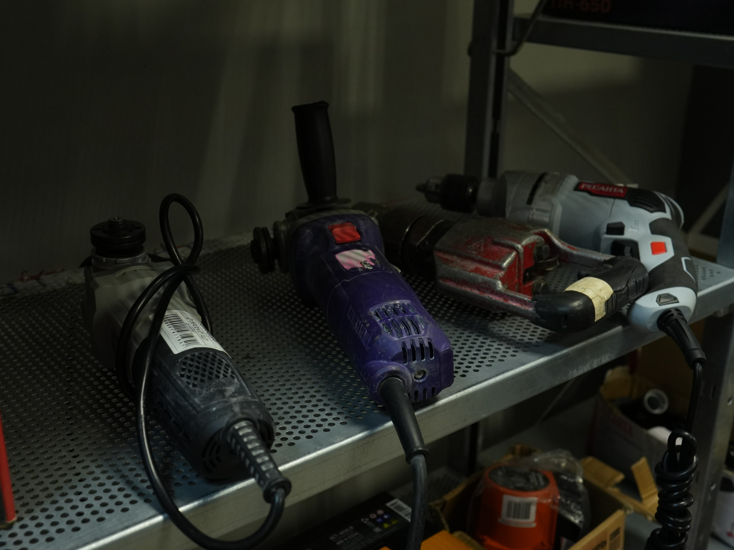 Электро и ручной инструмент. Строительный магазин низких цен Экономкин