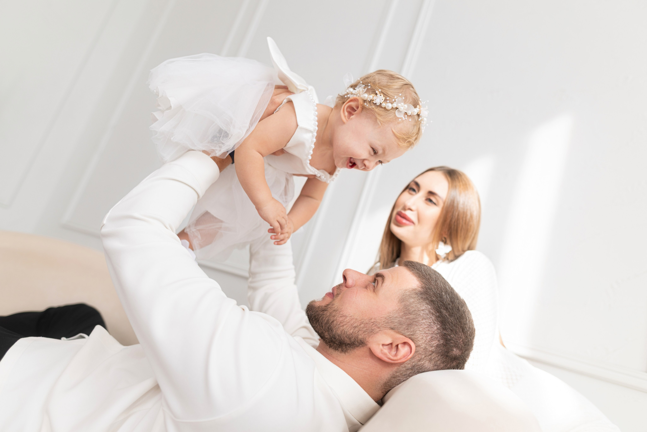 Семейная съемка для Яны и Дани в интерьере. Дмитрий Шульгин, портретный фотограф в Воронеже