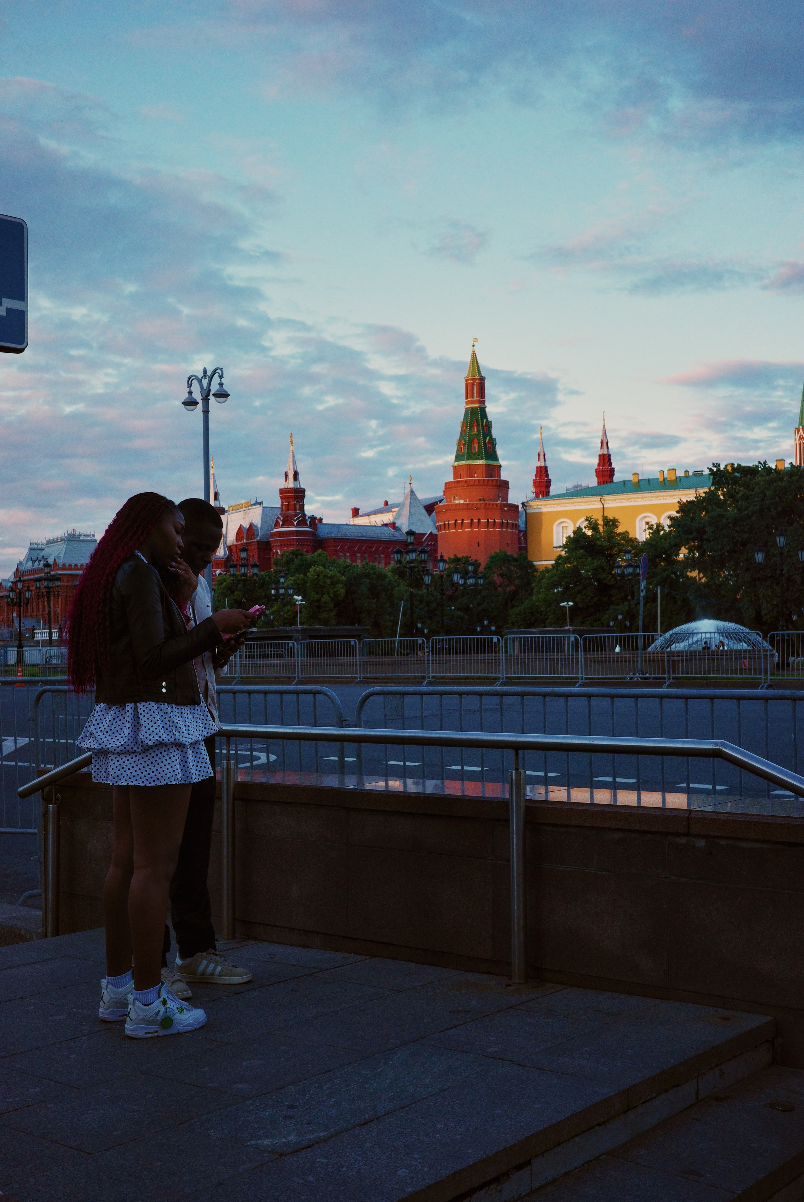 Красная площадь, Кремль и Зарядье: фото вечерней Москвы