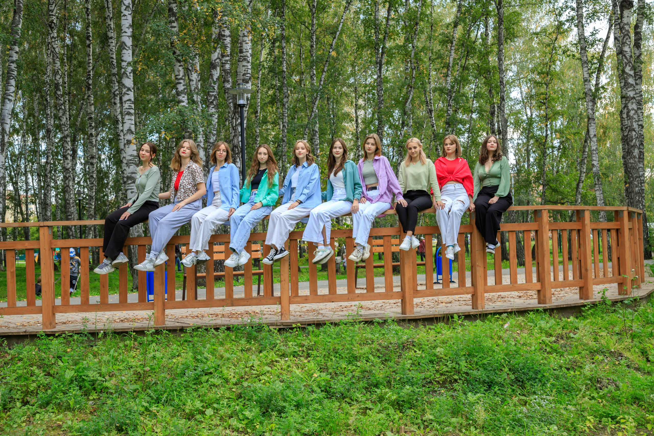 Прогулка с классом. Выпускные альбомы — заказать альбом на выпускной в Новосибирске